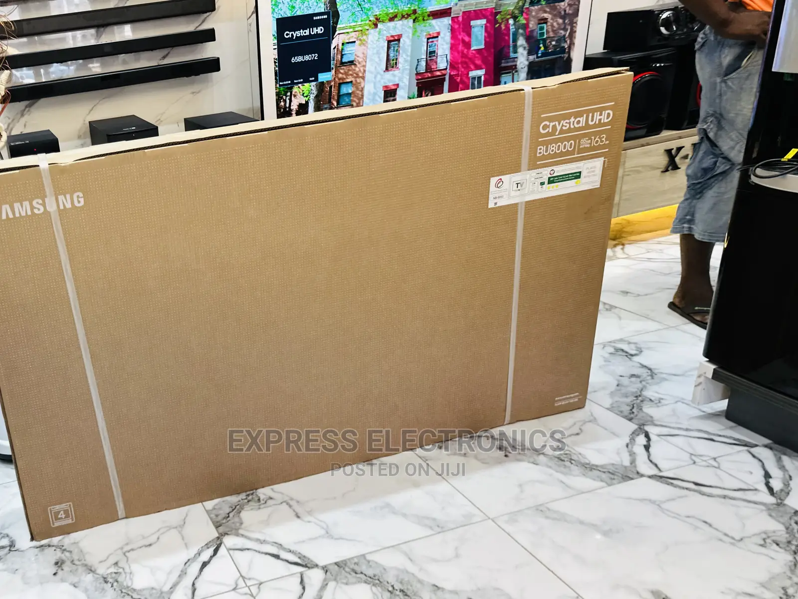 High Brightness  UHD Smart Samsung 65”Bu8072 Tv