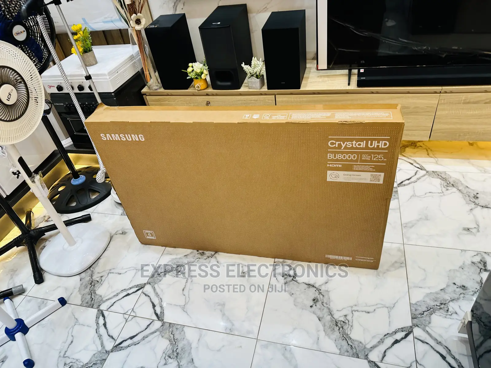 Triluminos UHD Smart Display Samsung 50”Bu8000 Tv