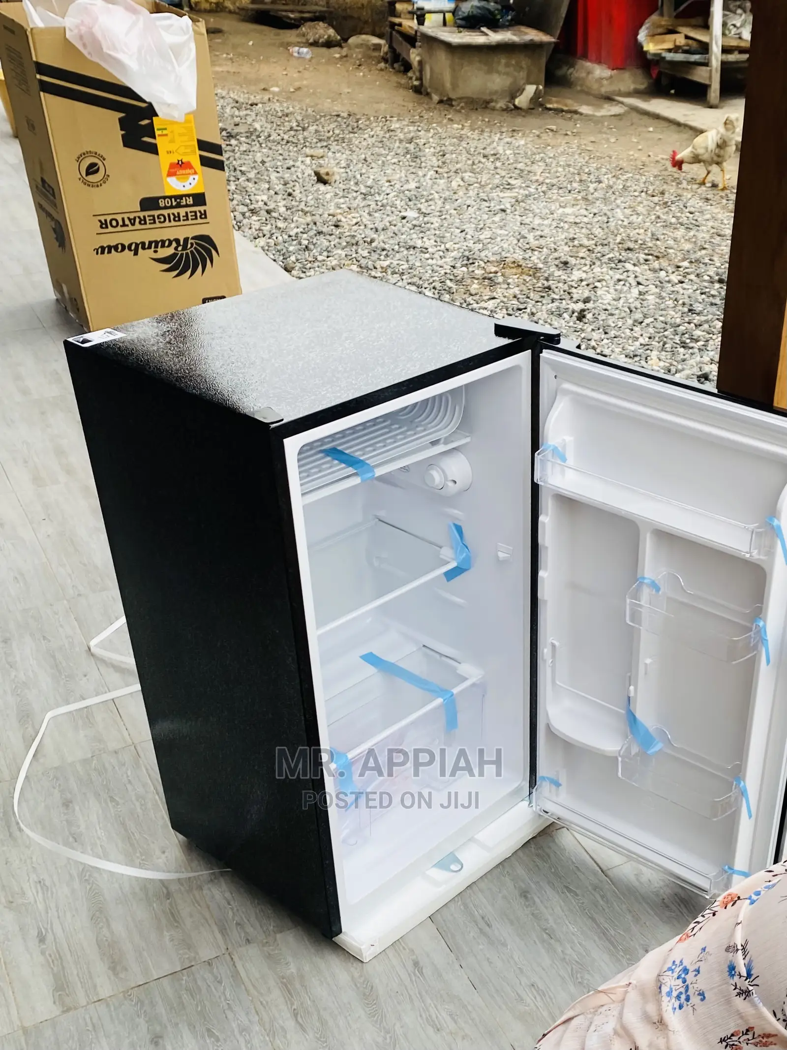 Shop Unique Rainbow RF-108 Top Mount Freezer Fridge(93ltr).