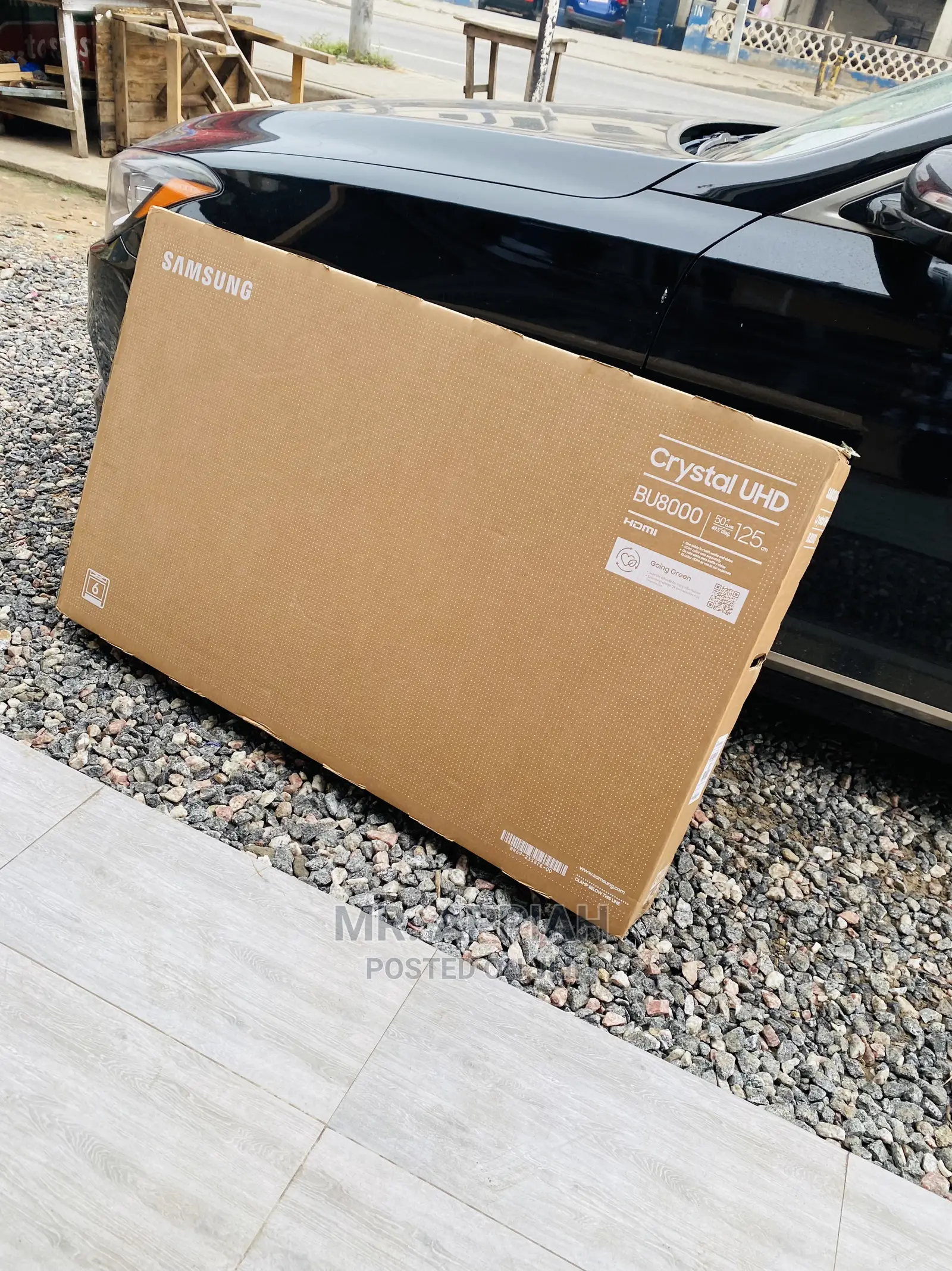 (50bu8000)Adorable Samsung 50 Inch Led Tv(Black Color)