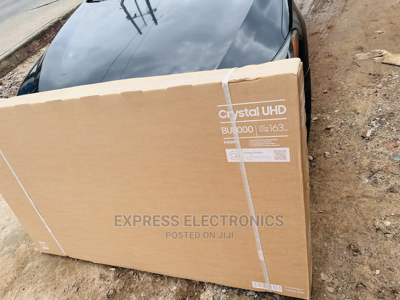 10gig Home of Quality Samsung UHD Display 65”Bu8072 TV