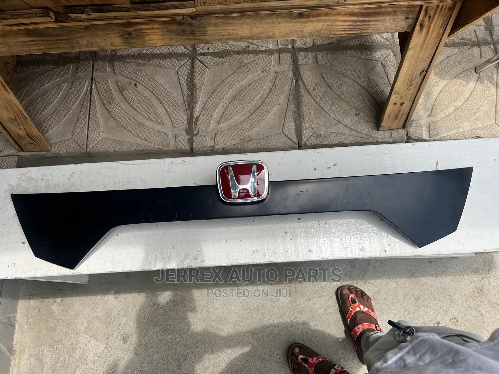 Honda Civic 2016-21 Back Boot Moulding