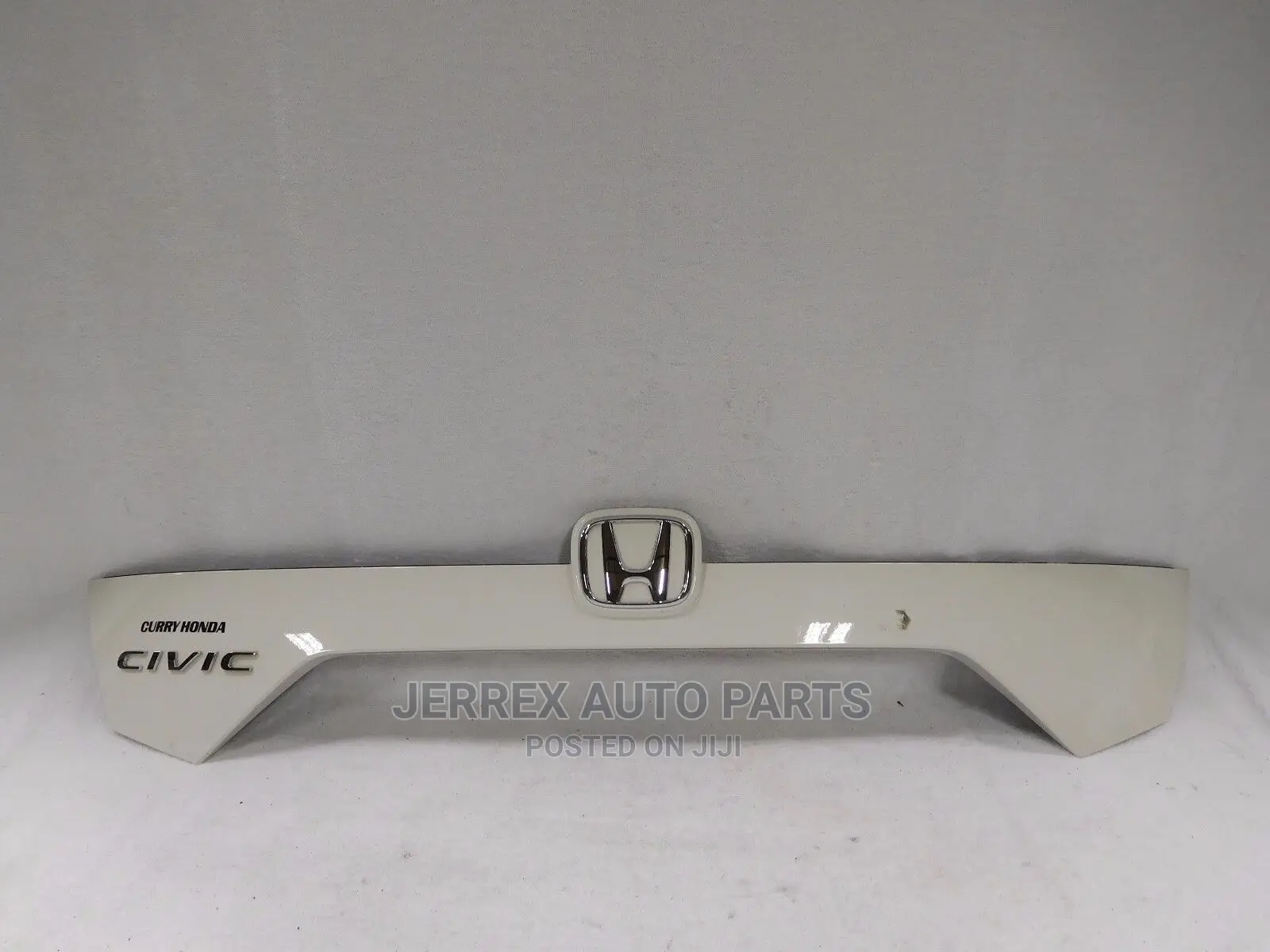 Honda Civic 2016-21 Back Boot Moulding