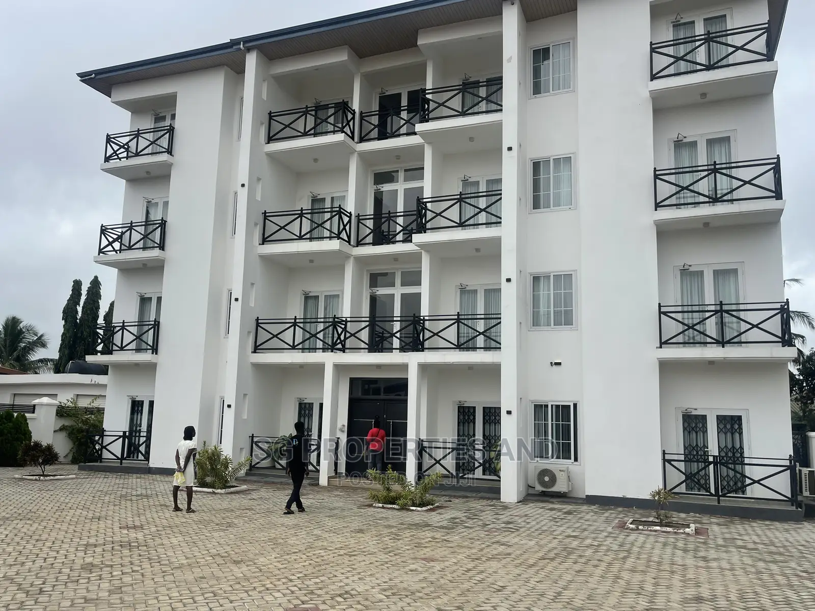 Furnished 2bdrm Apartment in Batsonaa, Spintex for rent