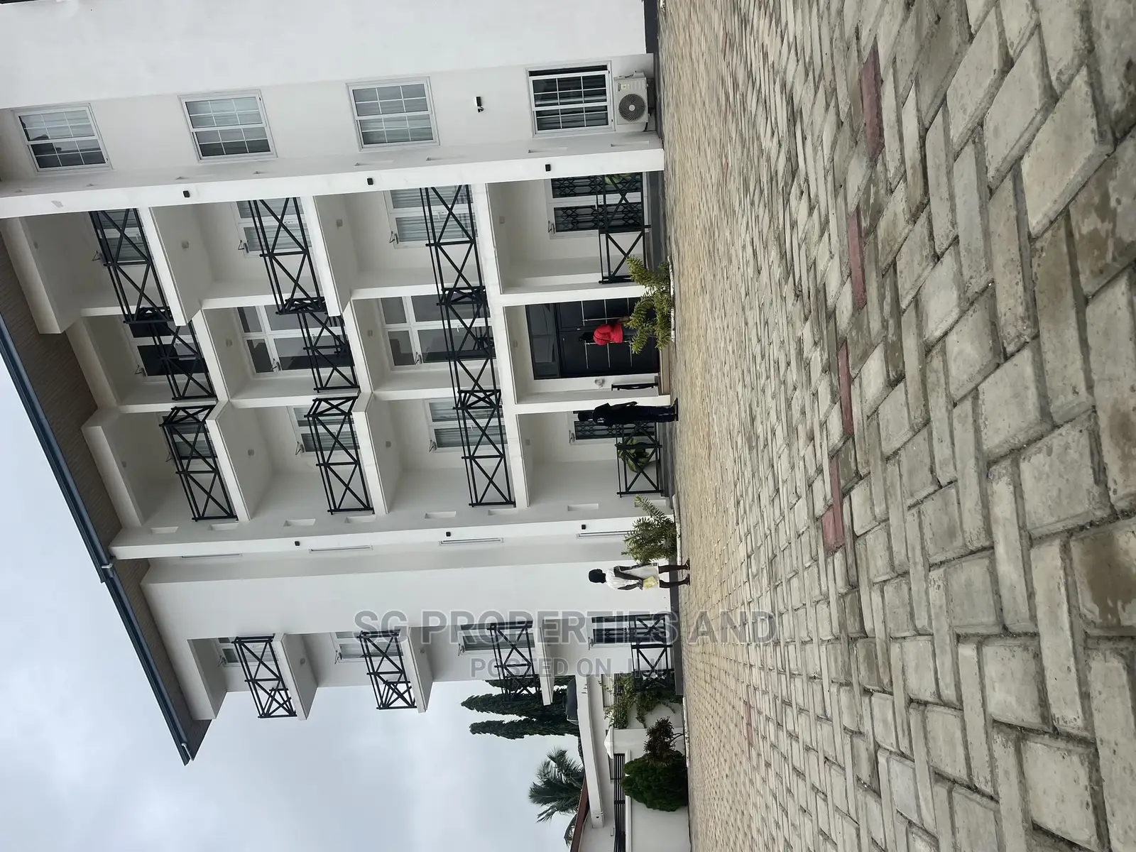 Furnished 2bdrm Apartment in Batsonaa, Spintex for rent