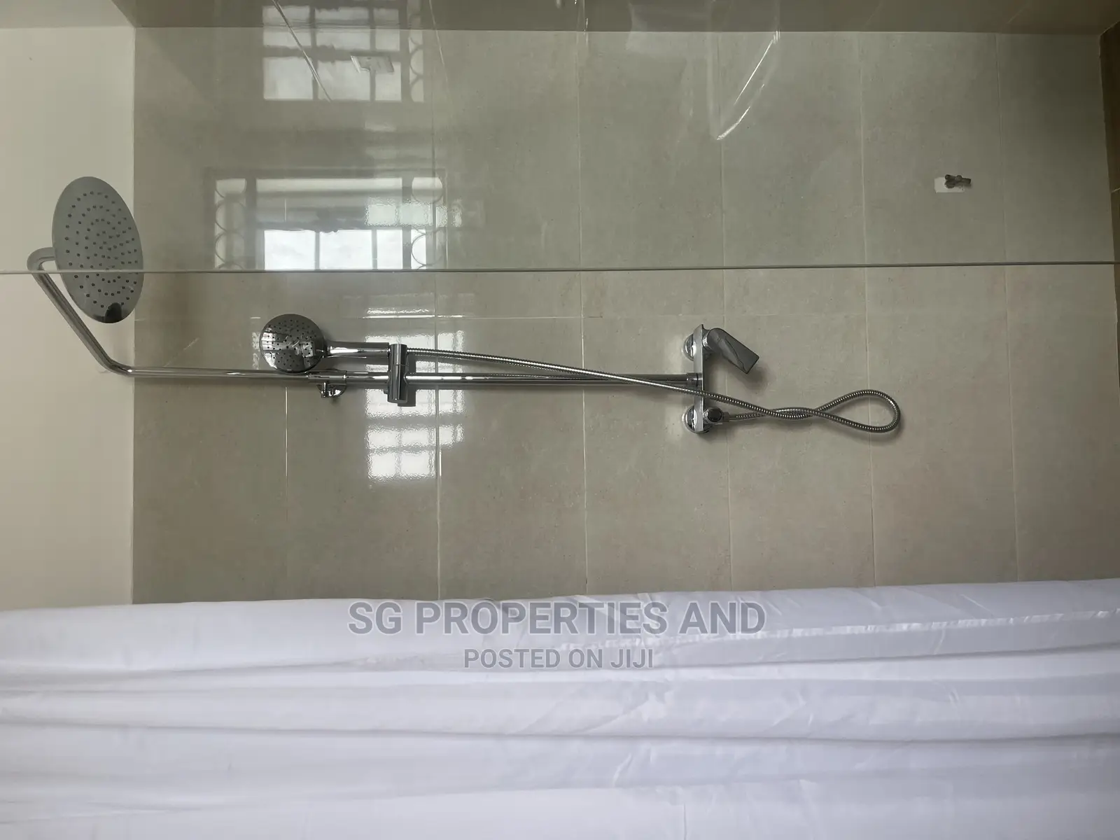Furnished 3bdrm Apartment in Batsonaa, Spintex for rent