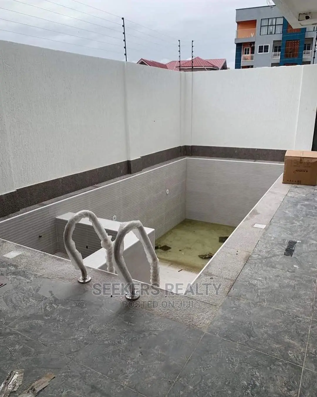 5bdrm House in Seekers Realty, Accra Metropolitan for sale