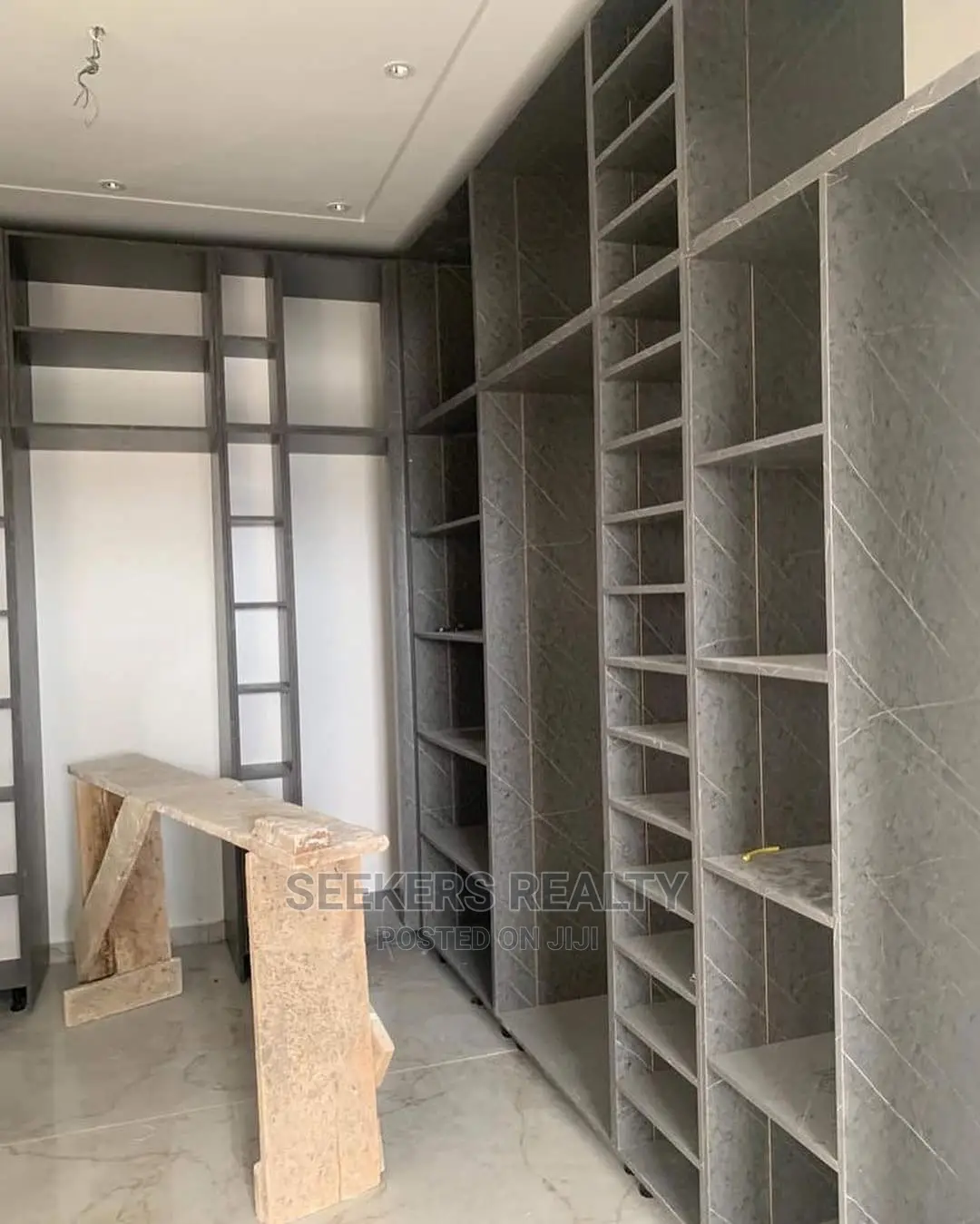 5bdrm House in Seekers Realty, Accra Metropolitan for sale