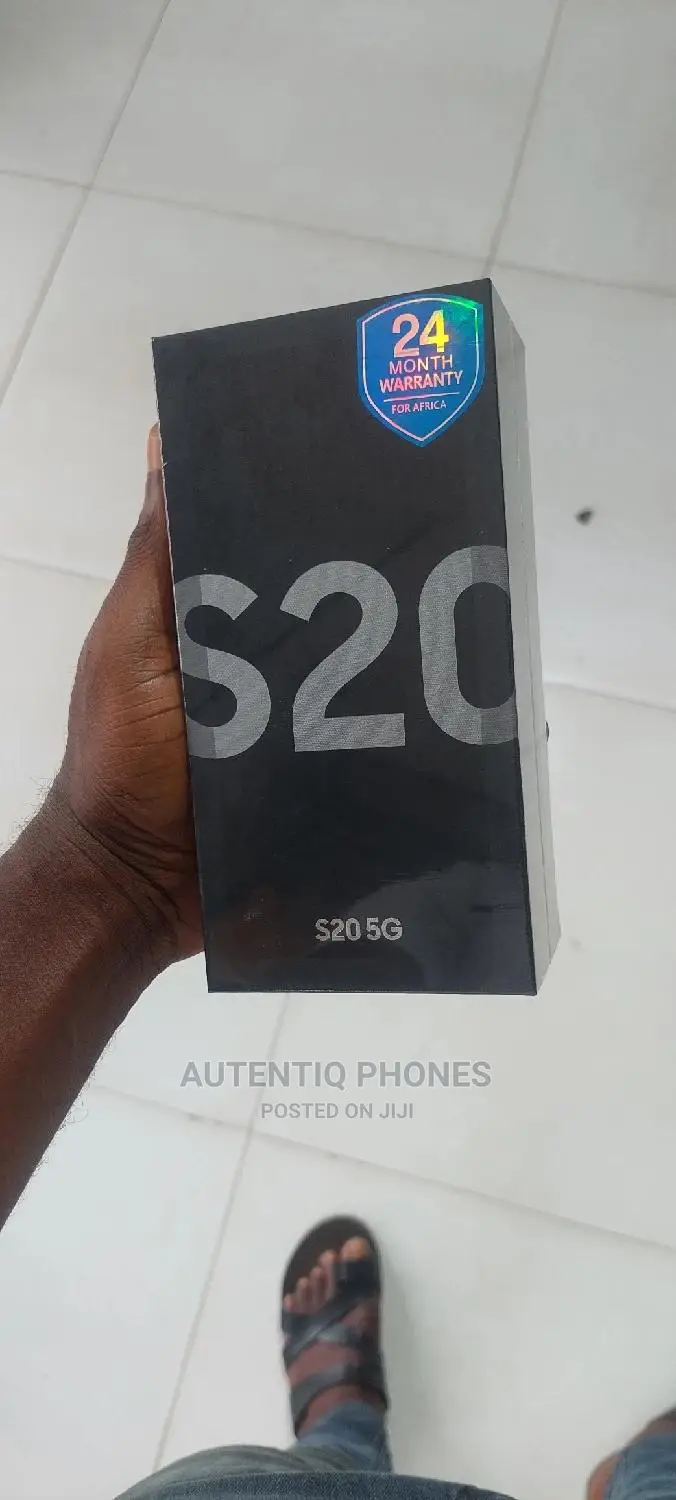 New Samsung Galaxy S20 128 GB Black
