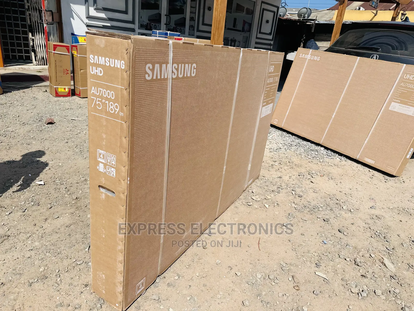 Adorable  New Samsung UHD Series 7 75” Smart