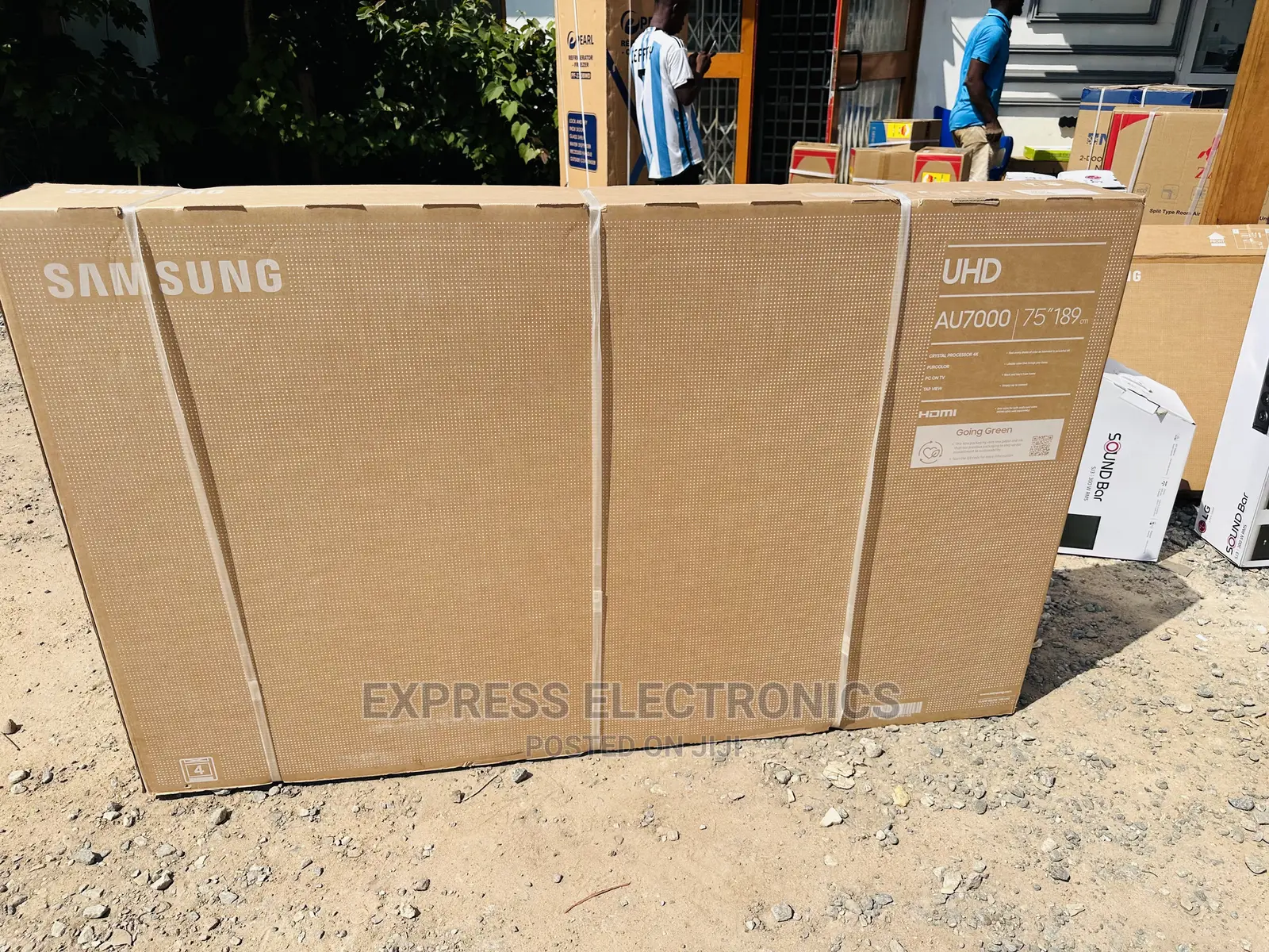 Samsung UHD Screen 75”Au7100 