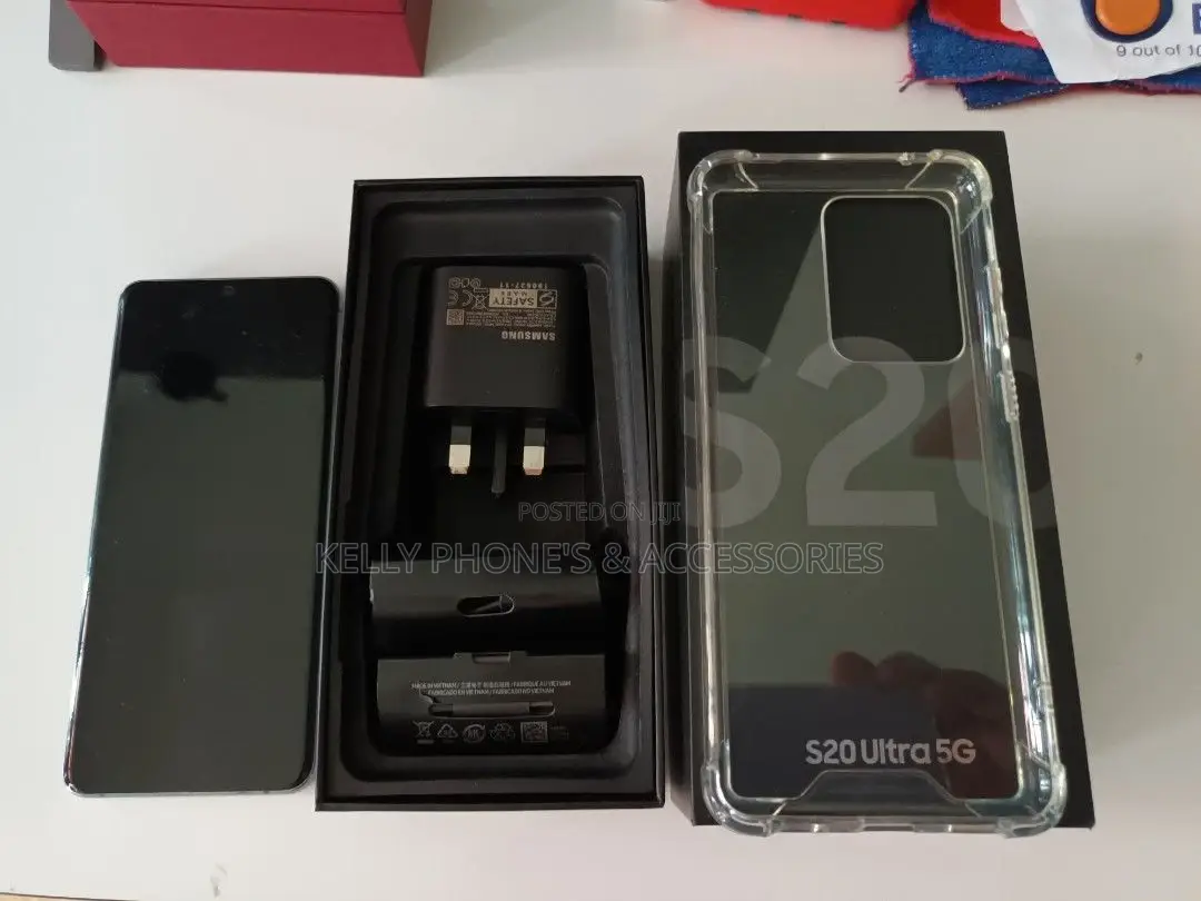 New Samsung Galaxy S20 Ultra 5G 128 GB Black