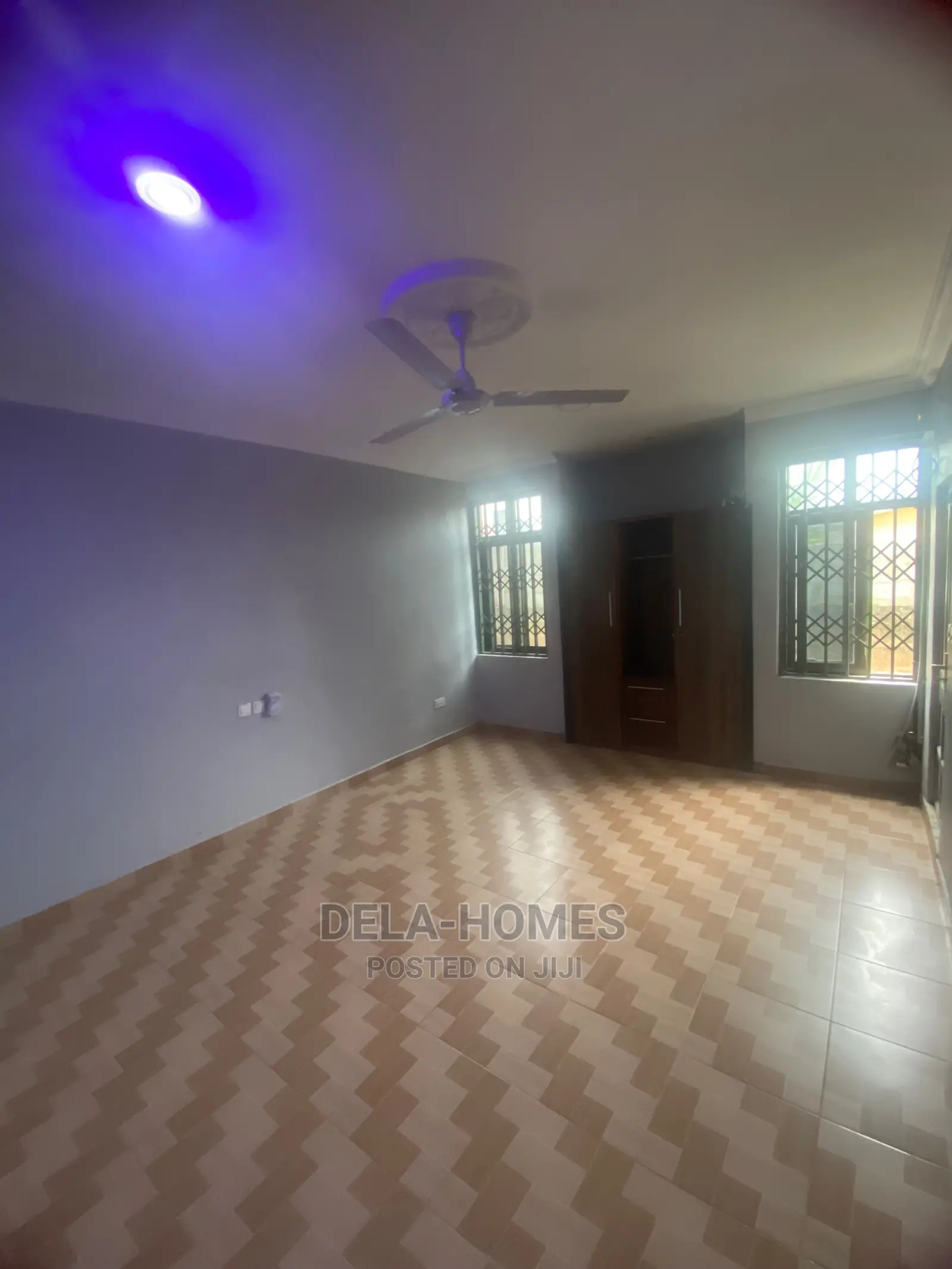 Single Room Sc for Rent at Adenta-Housing Down.