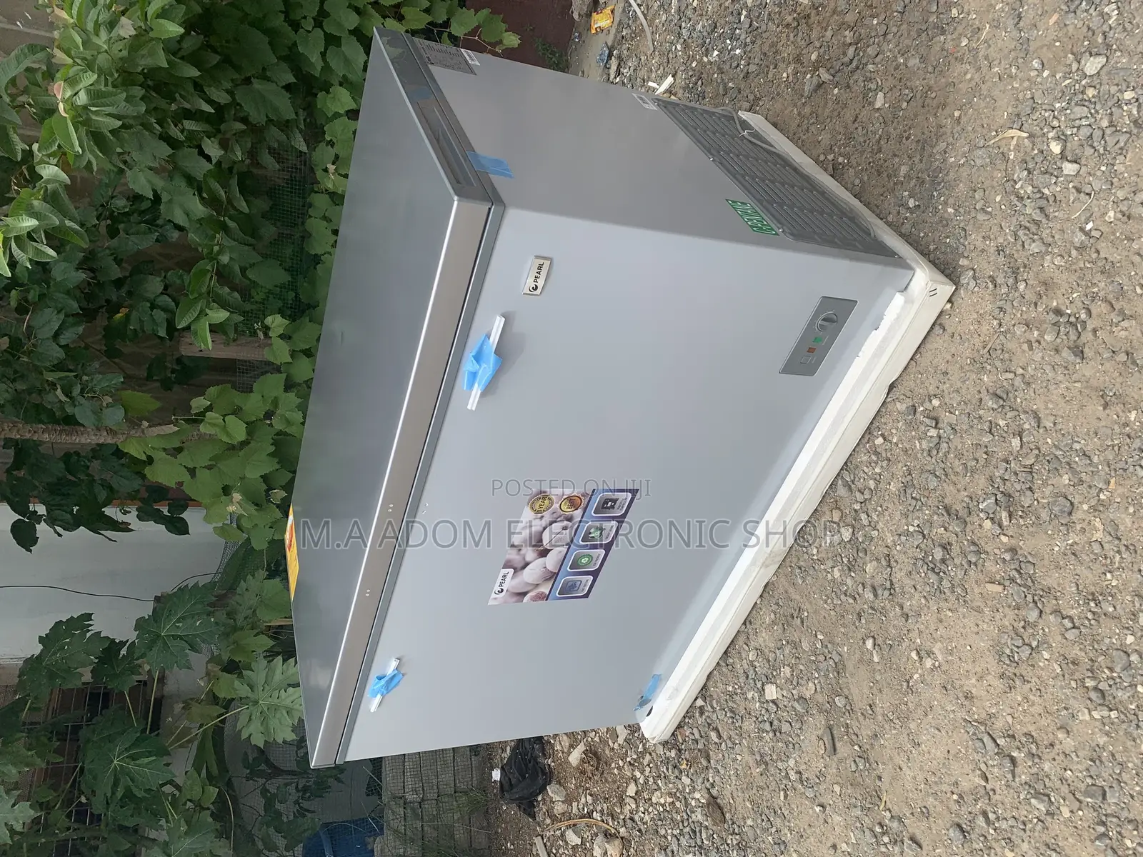 Affordable Pearl 380liters Single Door Chest Freezer PCF-460