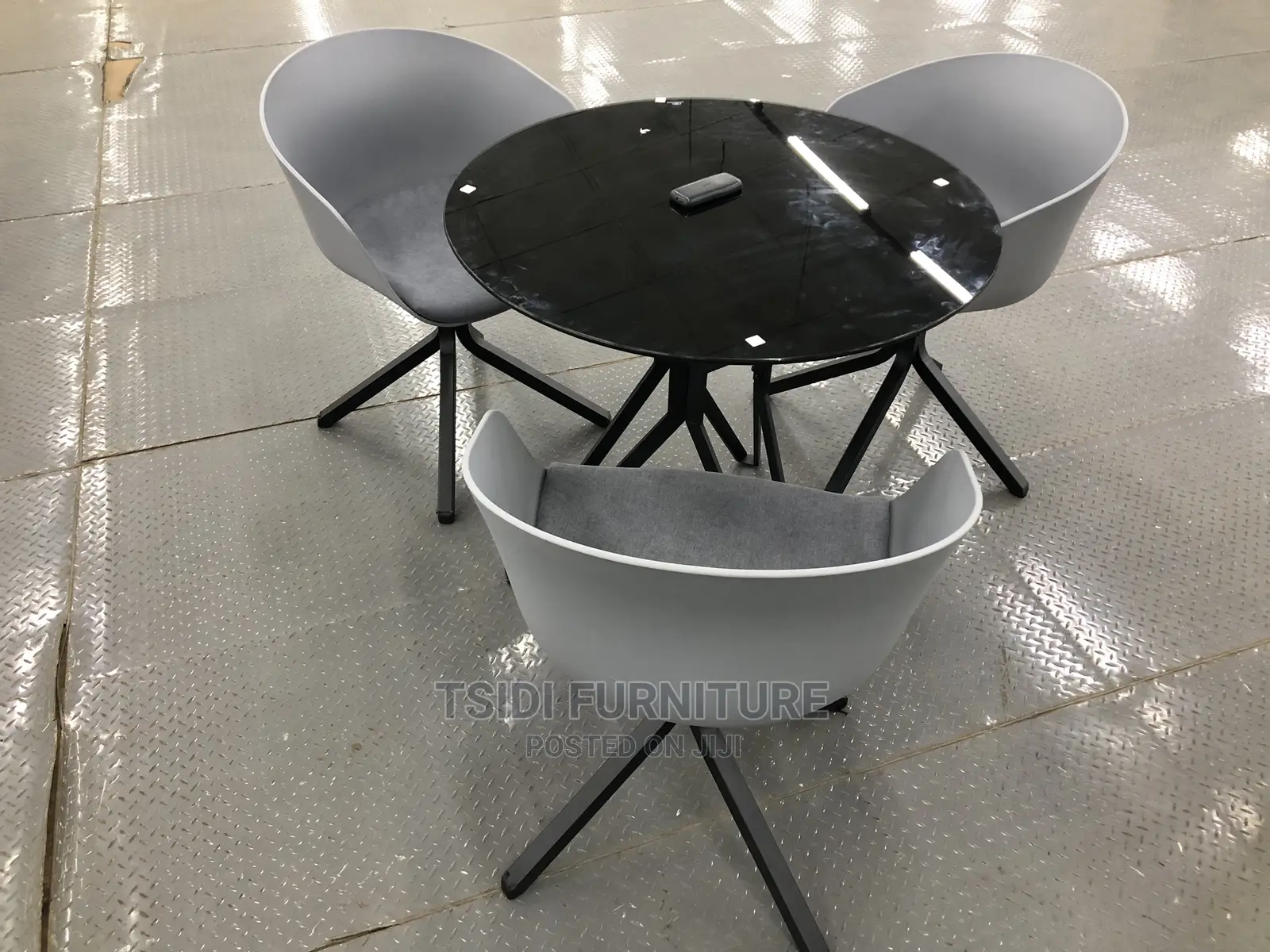 Quality Dining Sets