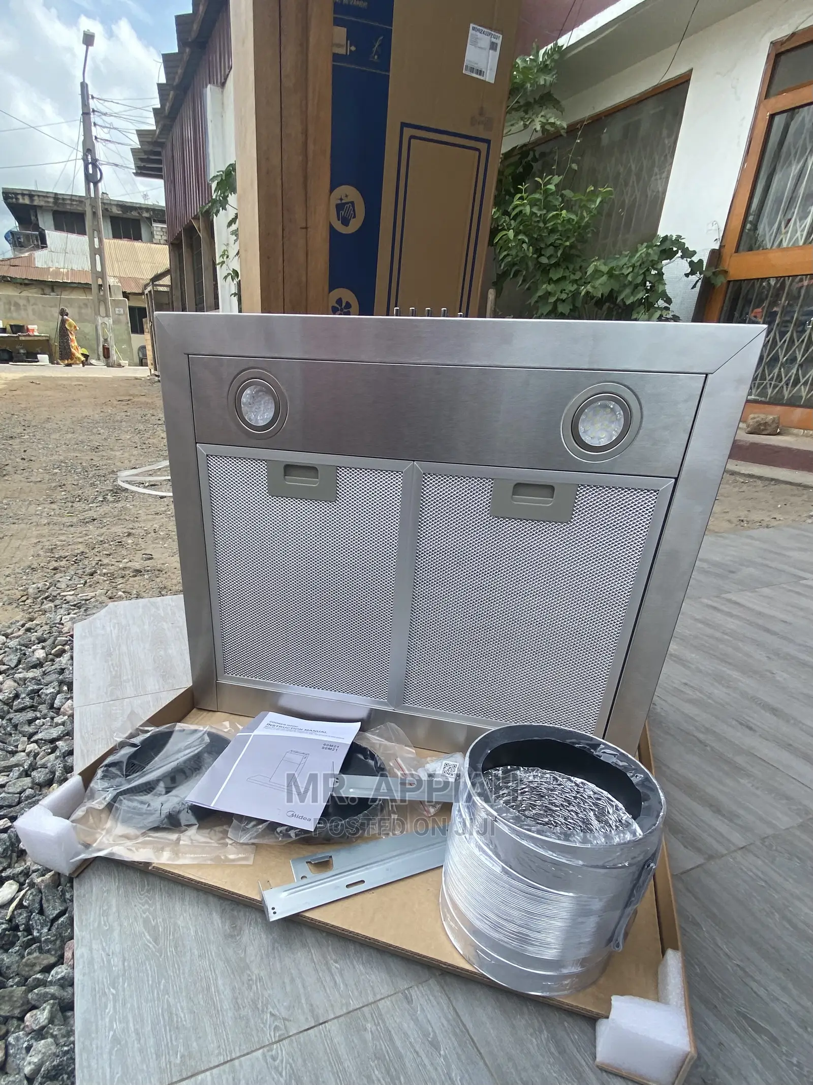 Newly in Stock Midea(90T01)90cm Rangehood at Best Deal,Gray.