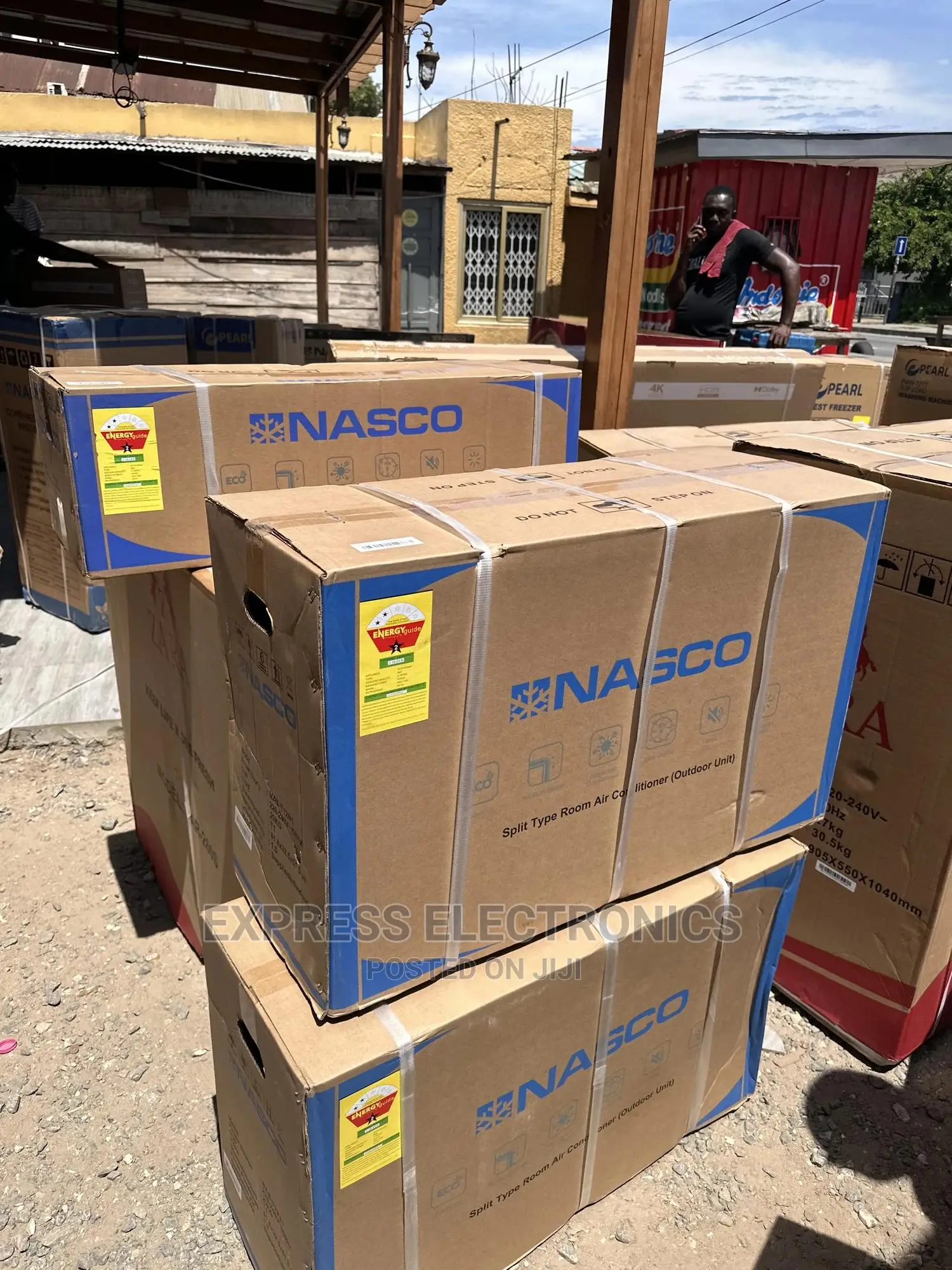 360 Degree Air Outlet Nasco 1.5hp Split R410 Gas