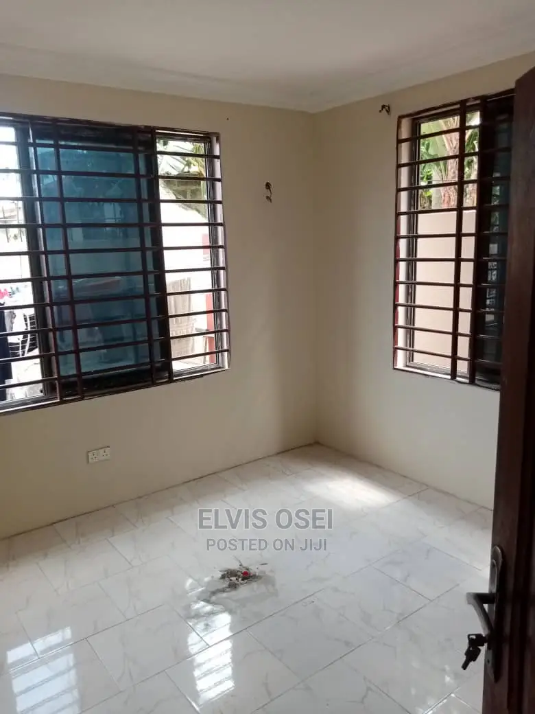 3bdrm Apartment in Around Westhill Mall, Weija for rent