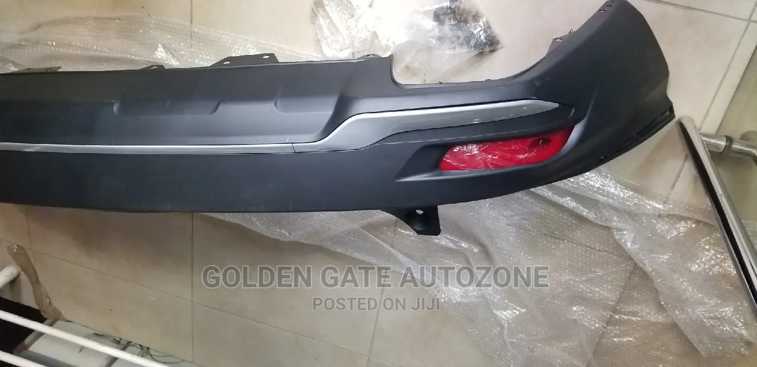 Honda CRV 2020 Back Bumper Complete Without Ends Crome.