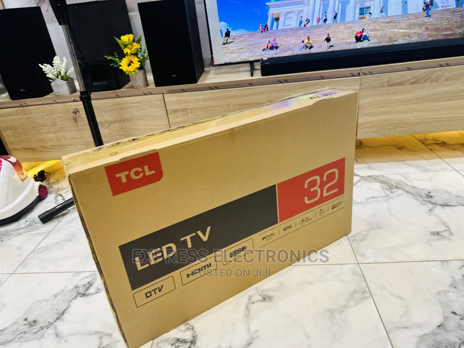 Fabulous Job 32S5400A TCL FHD Satellite Digital