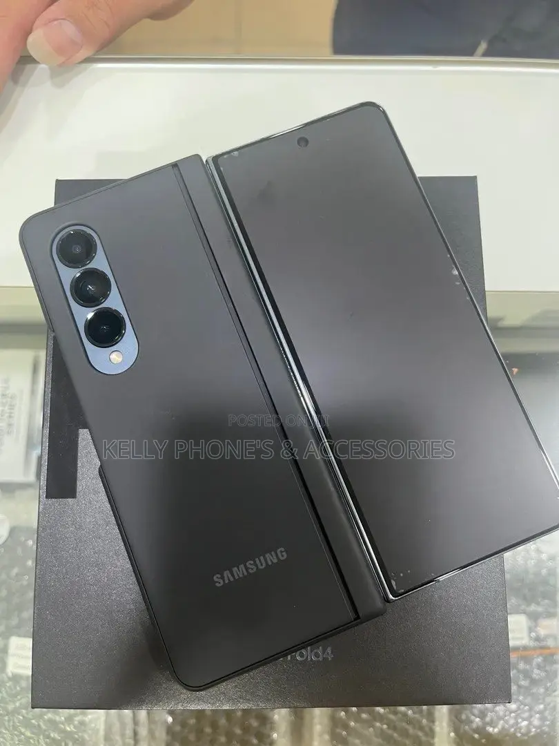 New Samsung Galaxy Z Fold4 512 GB Black