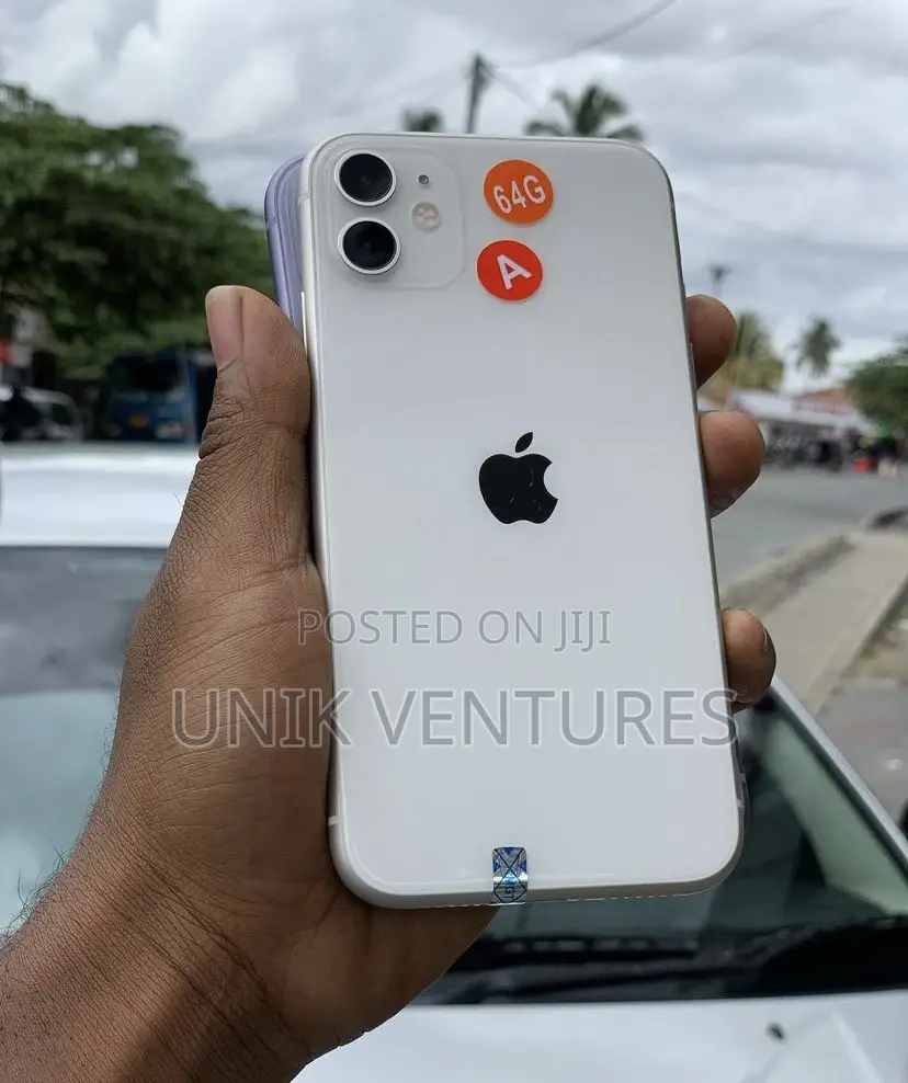 Apple iPhone 11 64 GB White