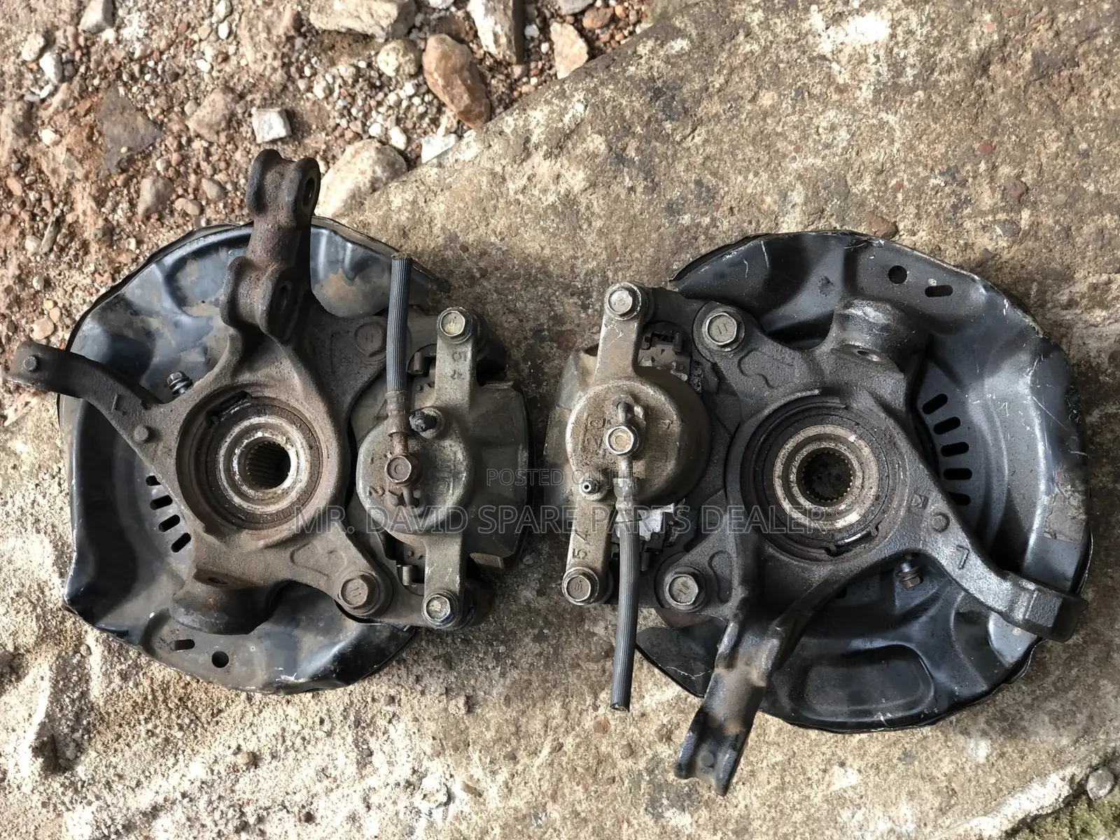 Toyota Yaris,Vitz Front Hub Pair