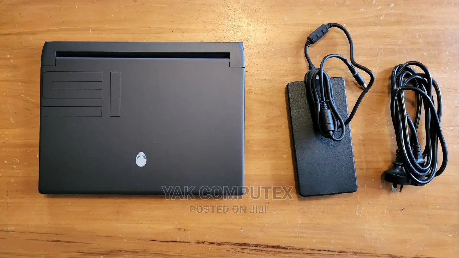 New Laptop Dell Alienware M15 R7 16GB AMD Ryzen 7 SSD 512GB