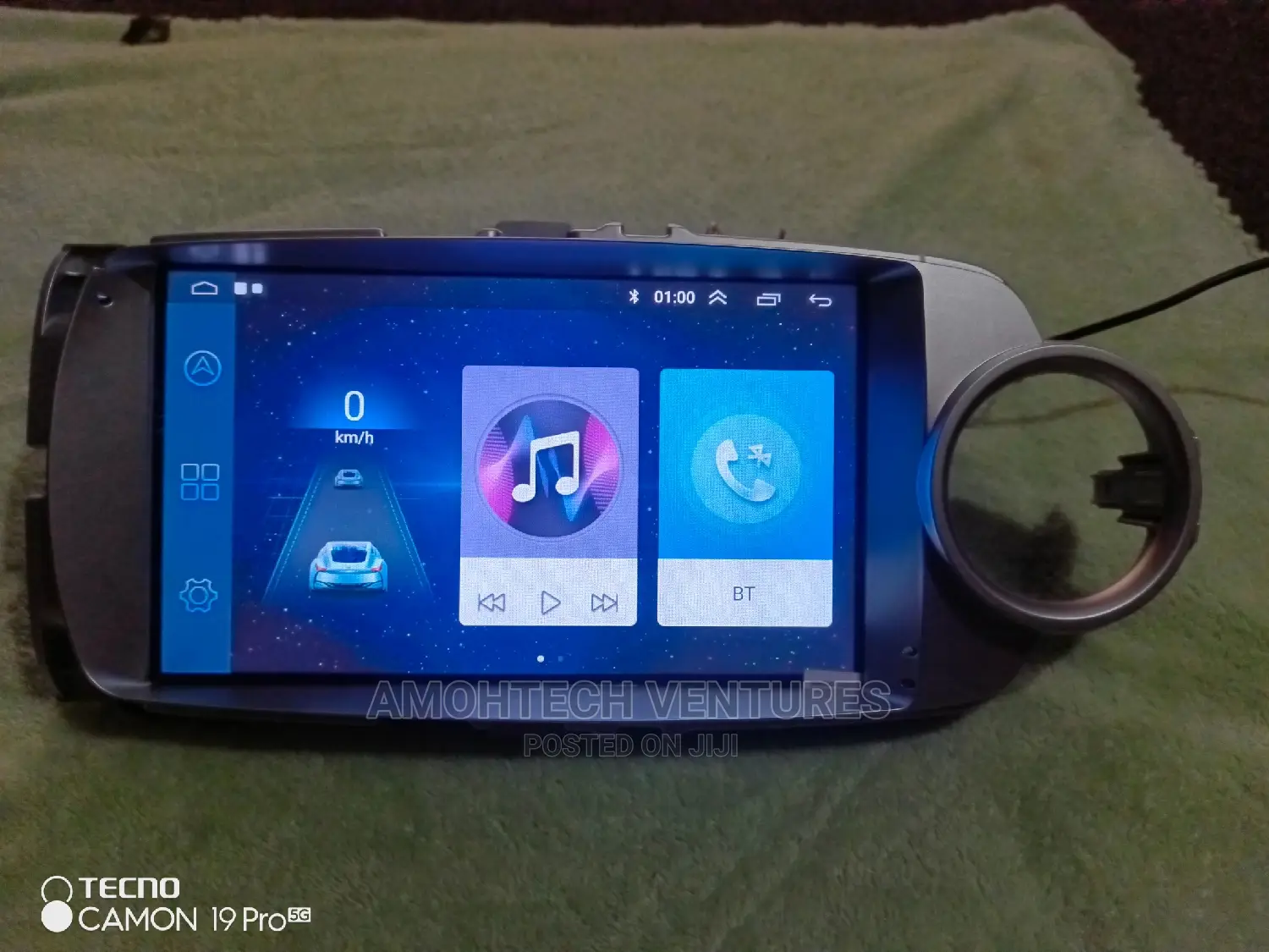 Toyota Vitz/Yaris 2012 + Carplay and Android Auto