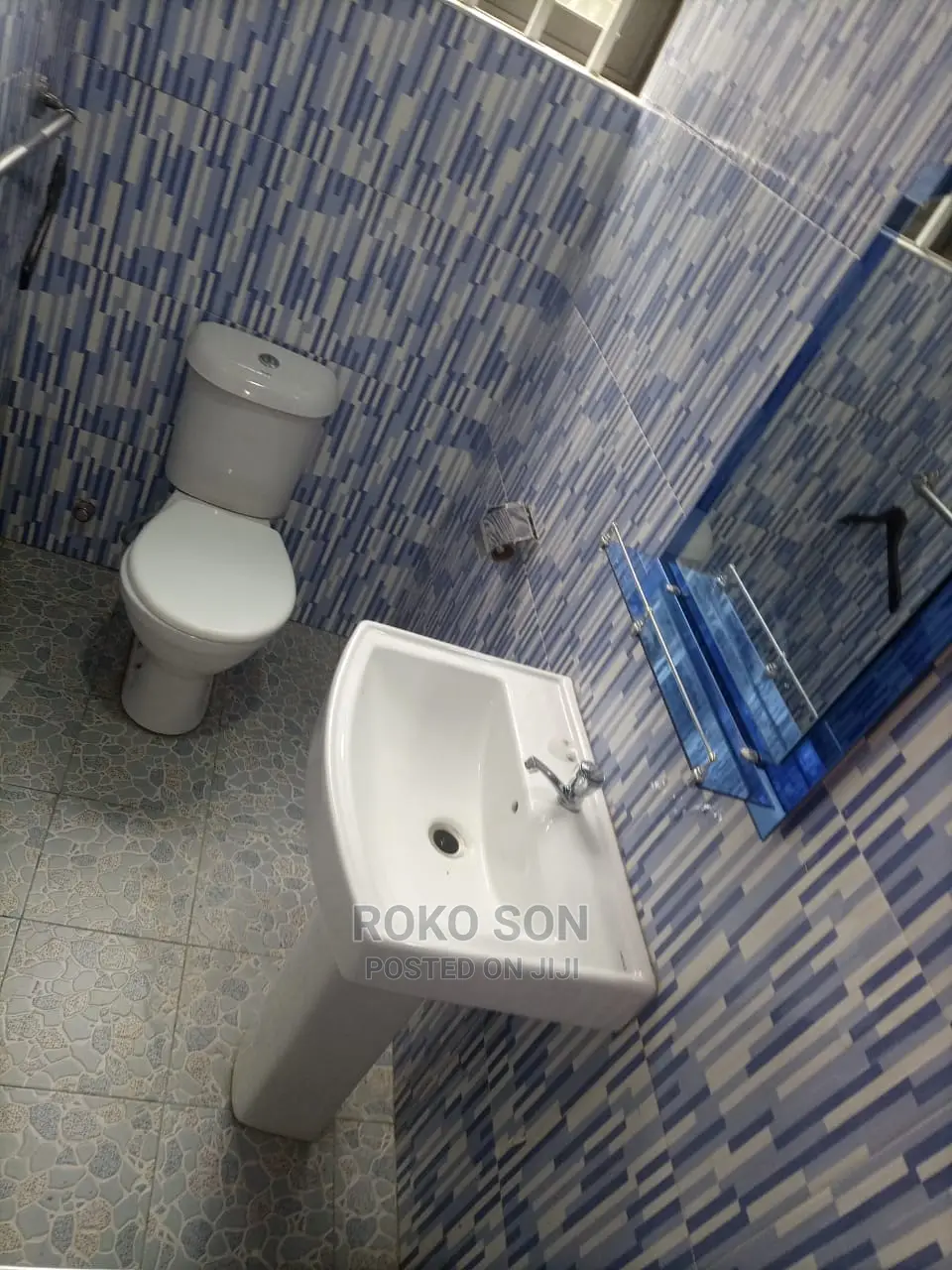 2bdrm Apartment in Dr Roko, Pokuase for rent