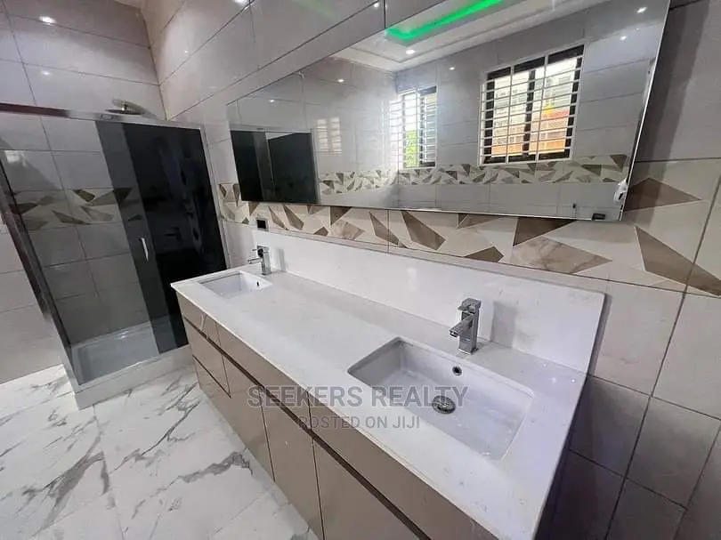 4bdrm House in Seekers Realty, Accra Metropolitan for sale