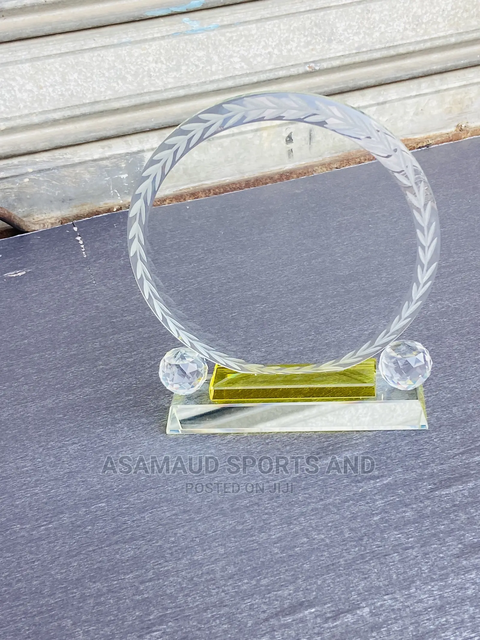 Award Plaque Available at Cool Price