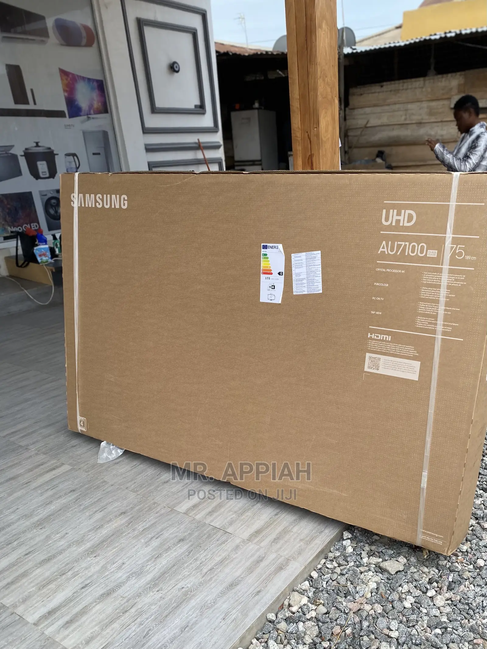 Upgrade Your Viewing Experience With Samsung 75” 75AU7172Tv