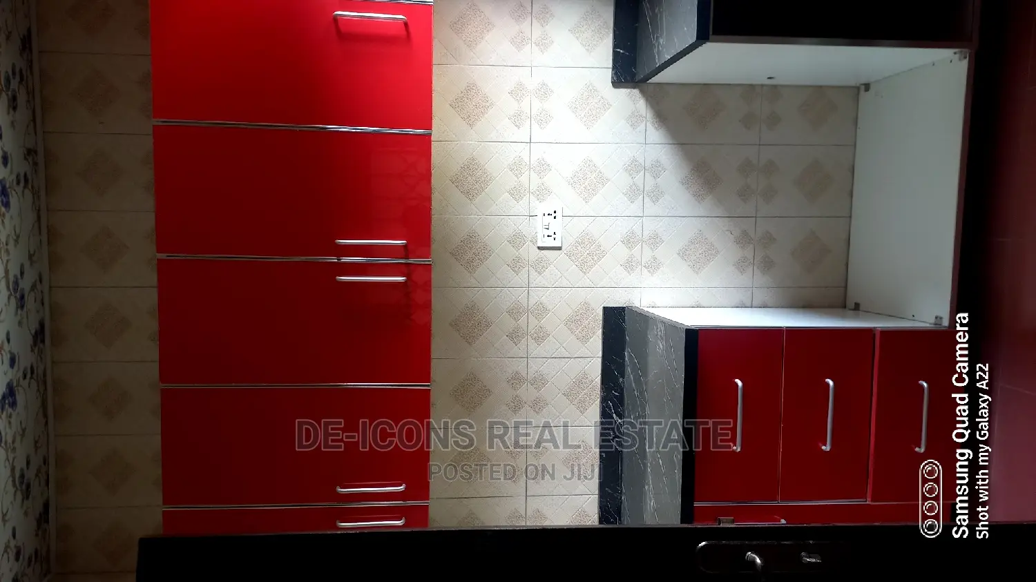 2bdrm Duplex in De-Icons Real Estate, Awutu Senya East Municipal