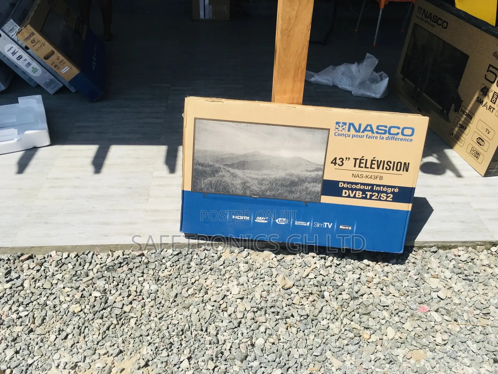 Nasco Original Digital 43 Inches Glossy LED Tv