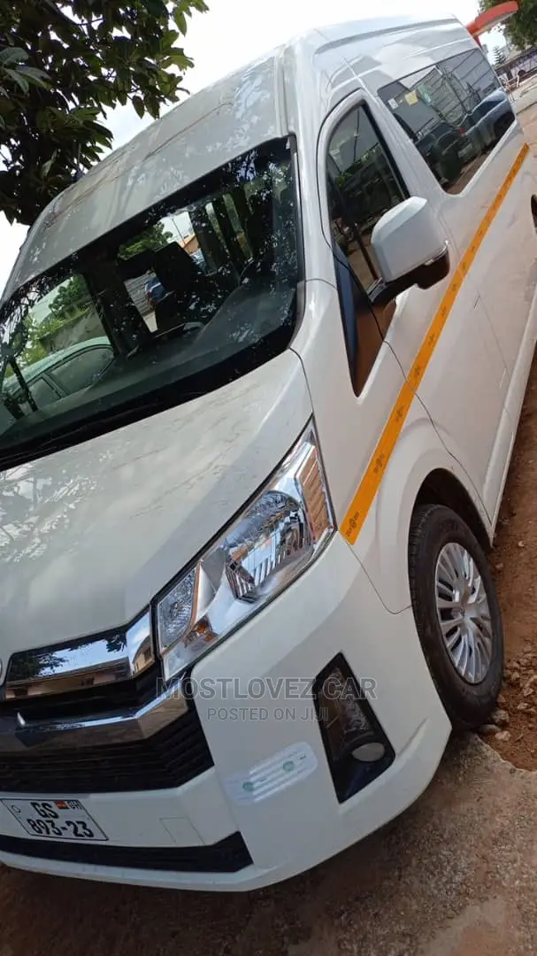Rentals Buses . Minibus for Rent. 14 Passengers Bus for Rent