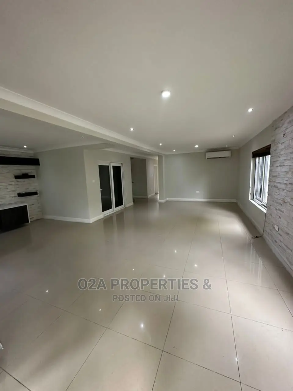 5bdrm House in US Embassy Area for rent