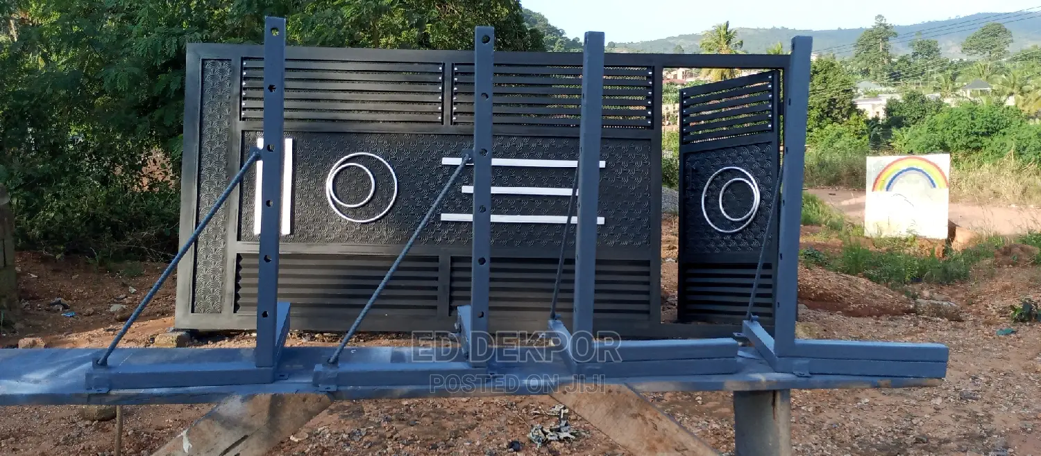 Folding Metal Dry Line