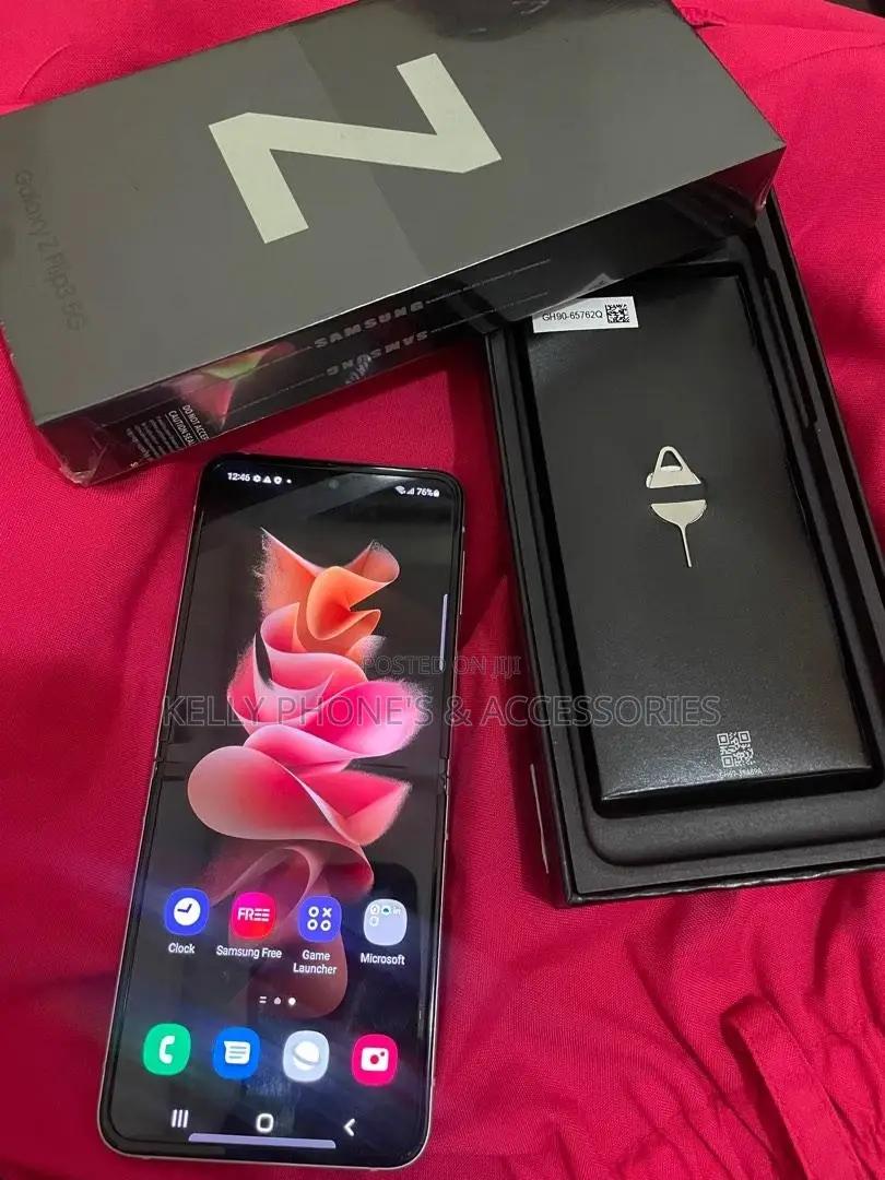 New Samsung Galaxy Z Flip 3 256 GB Black