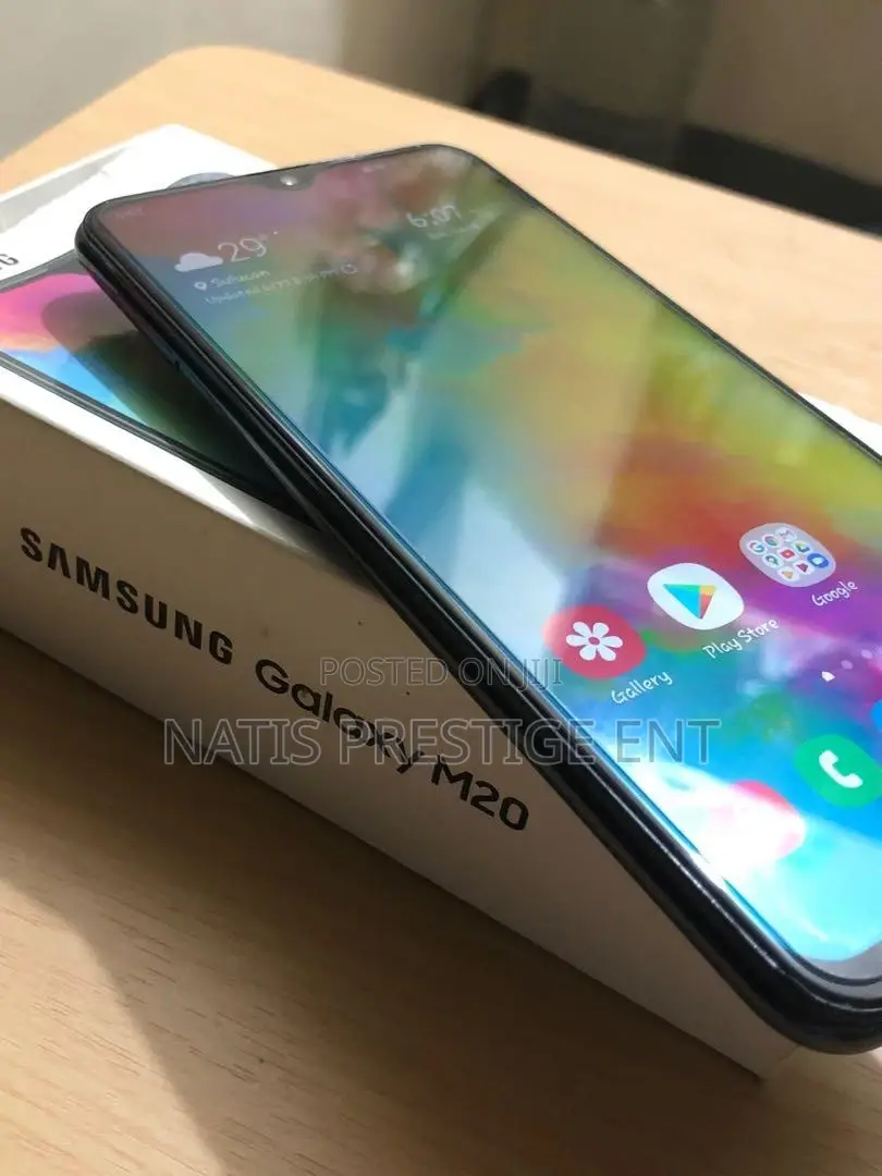 New Samsung Galaxy M20 64 GB Blue