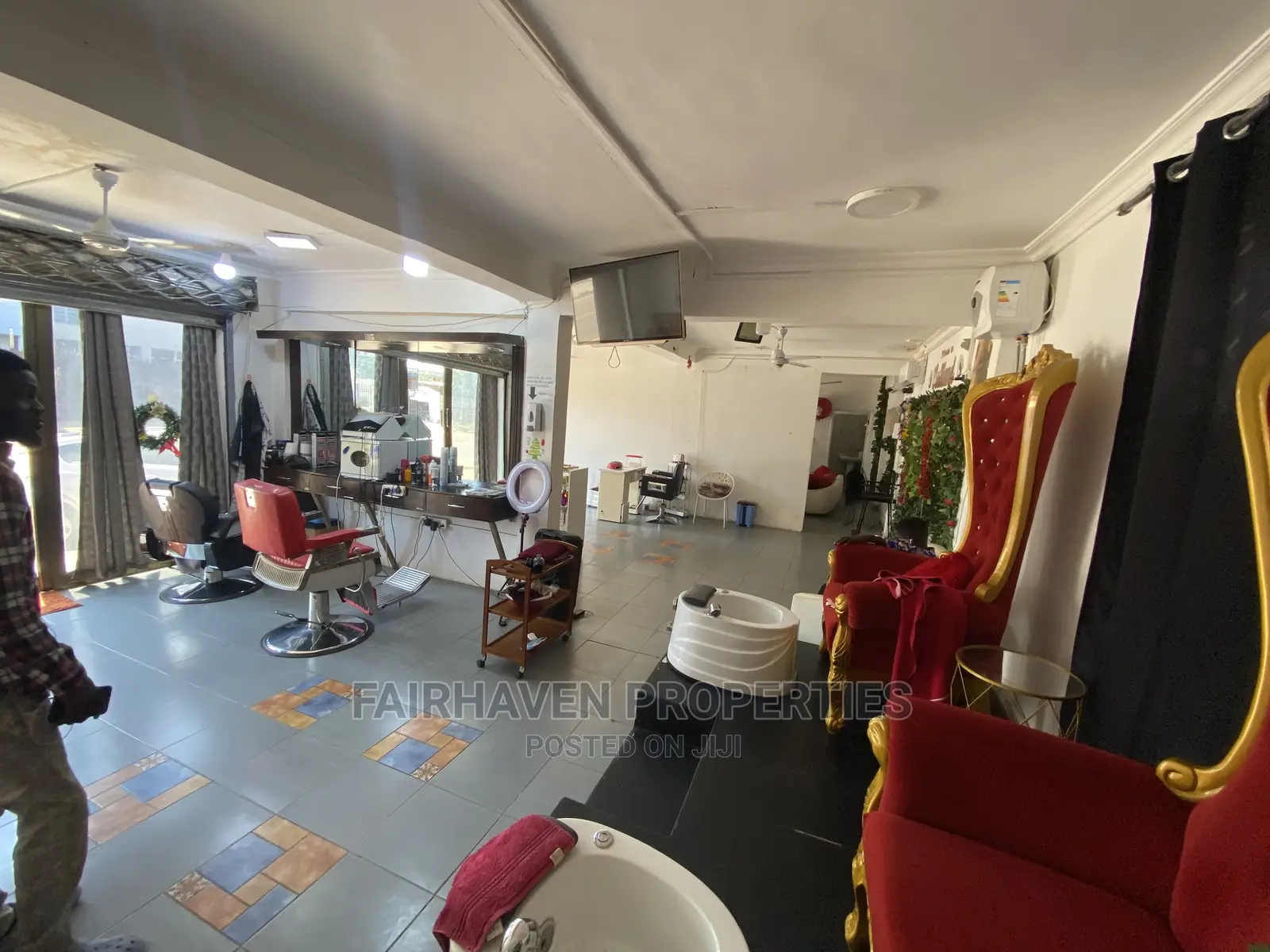 Spacious Shope for Rent in Tseaddo (3 in 1)