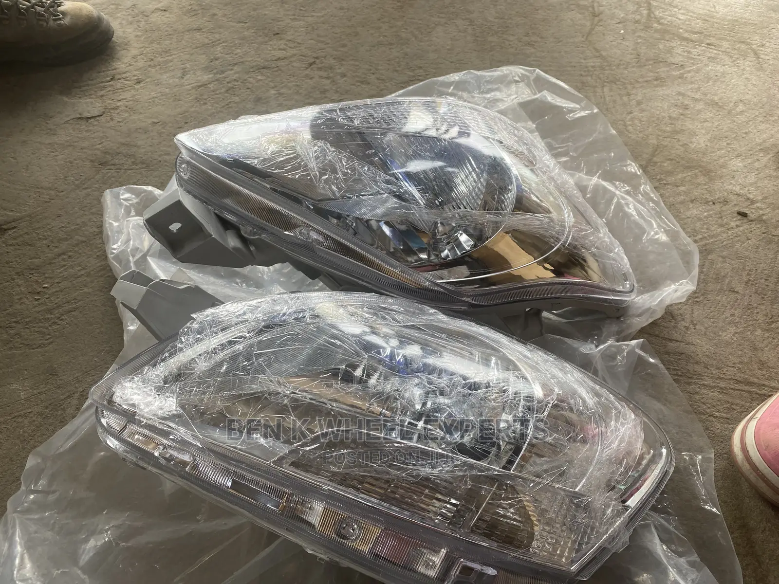 Toyota Belta Headlights White
