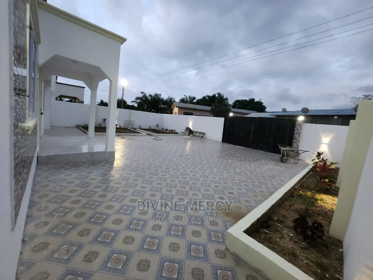 4bdrm Bungalow in Kasoa Krispo City for sale