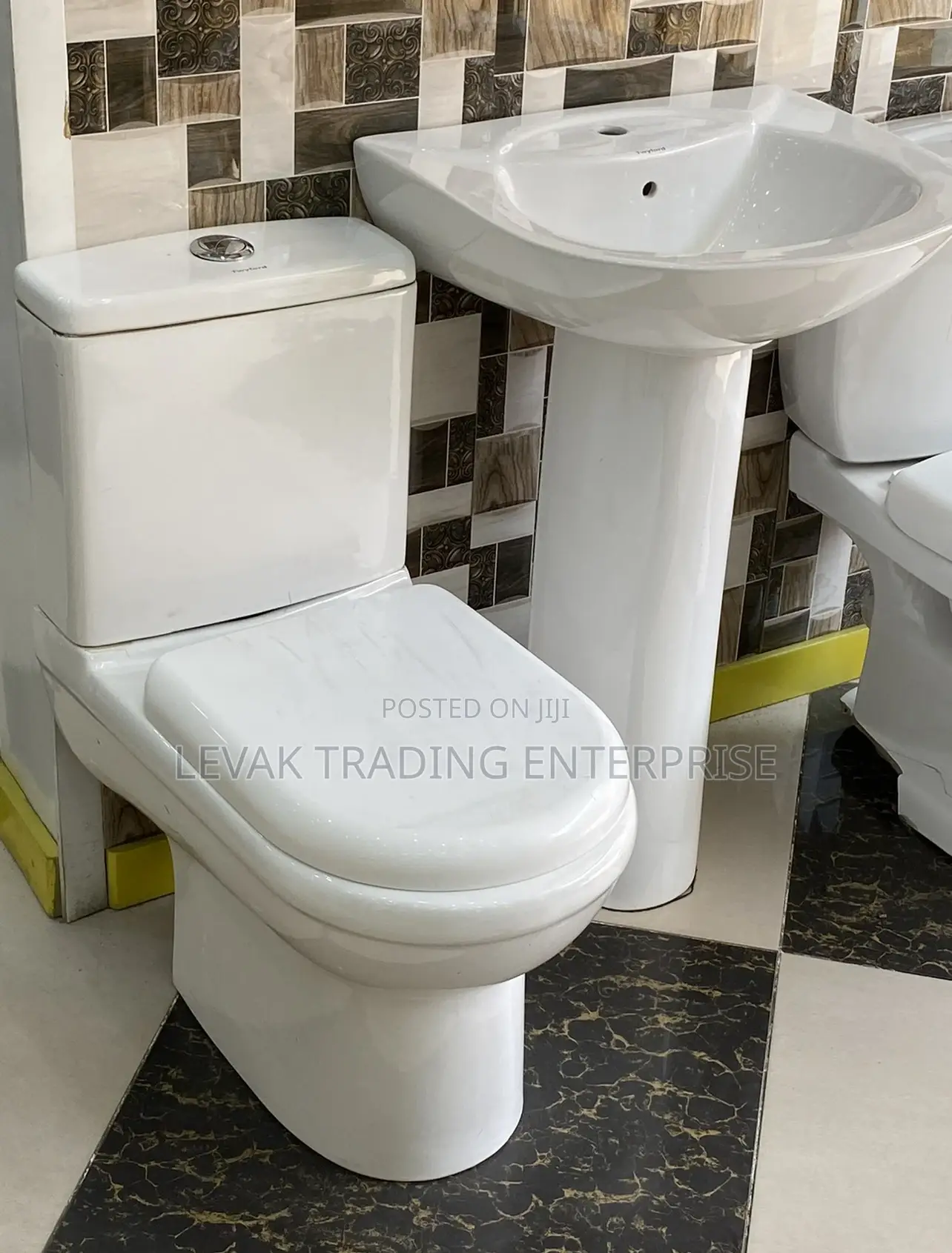 Laperla Watercloset