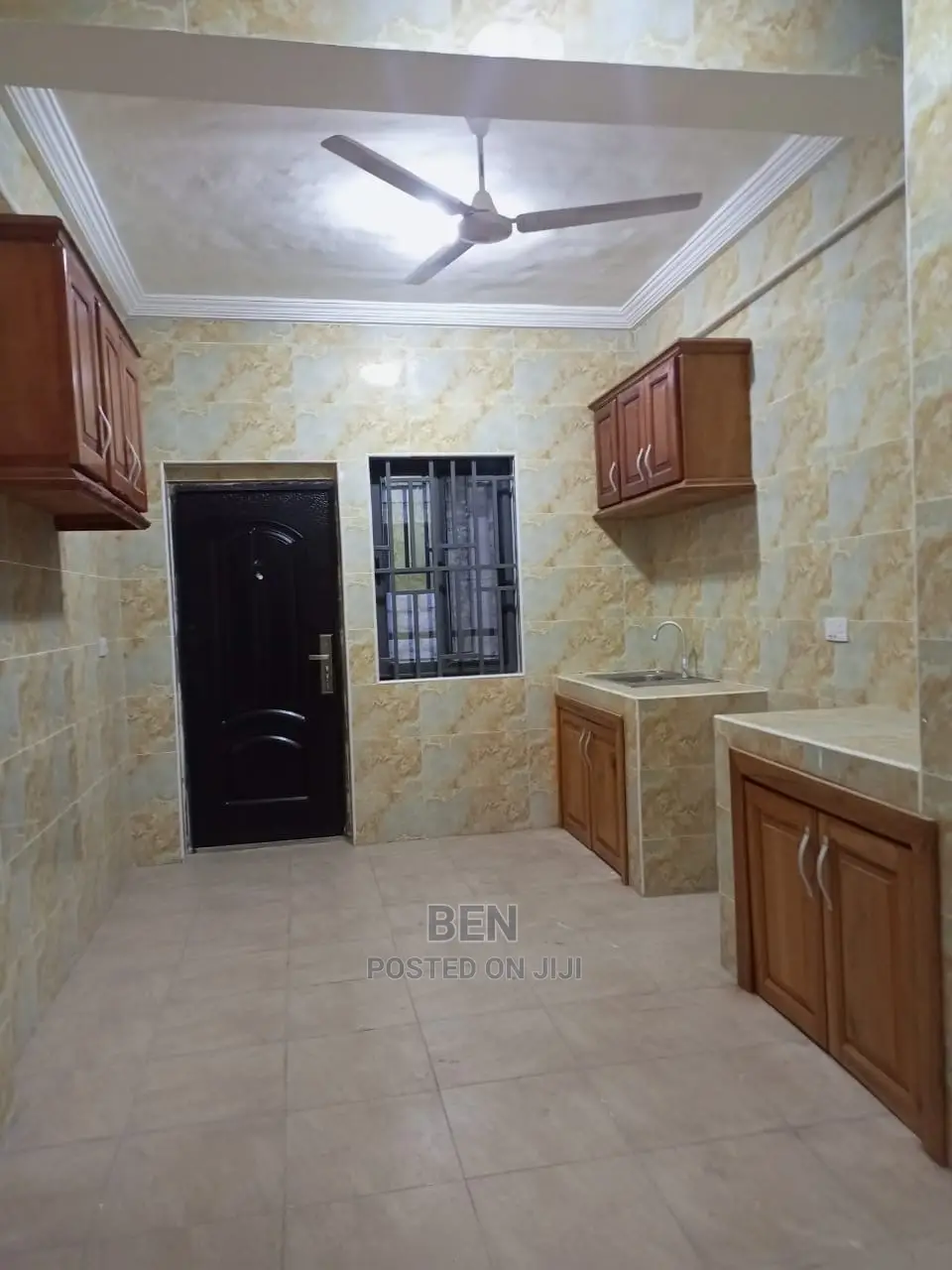 3bdrm Apartment in Ofankor Barrier for rent
