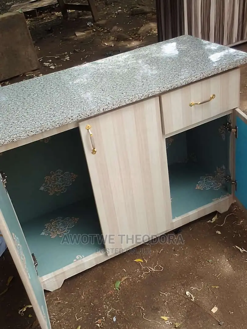 Quality Kitchen Cabinets ( Payment After Delivery)