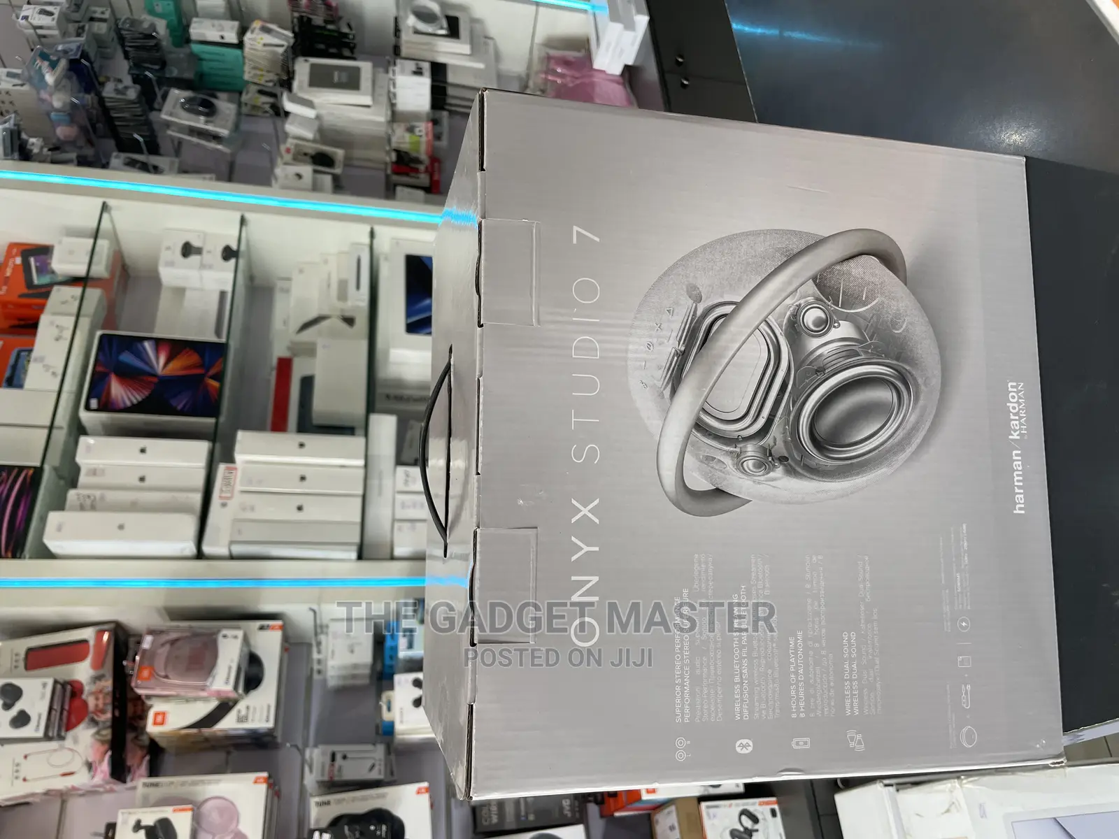 Harman Kardon Onyx Studio 7