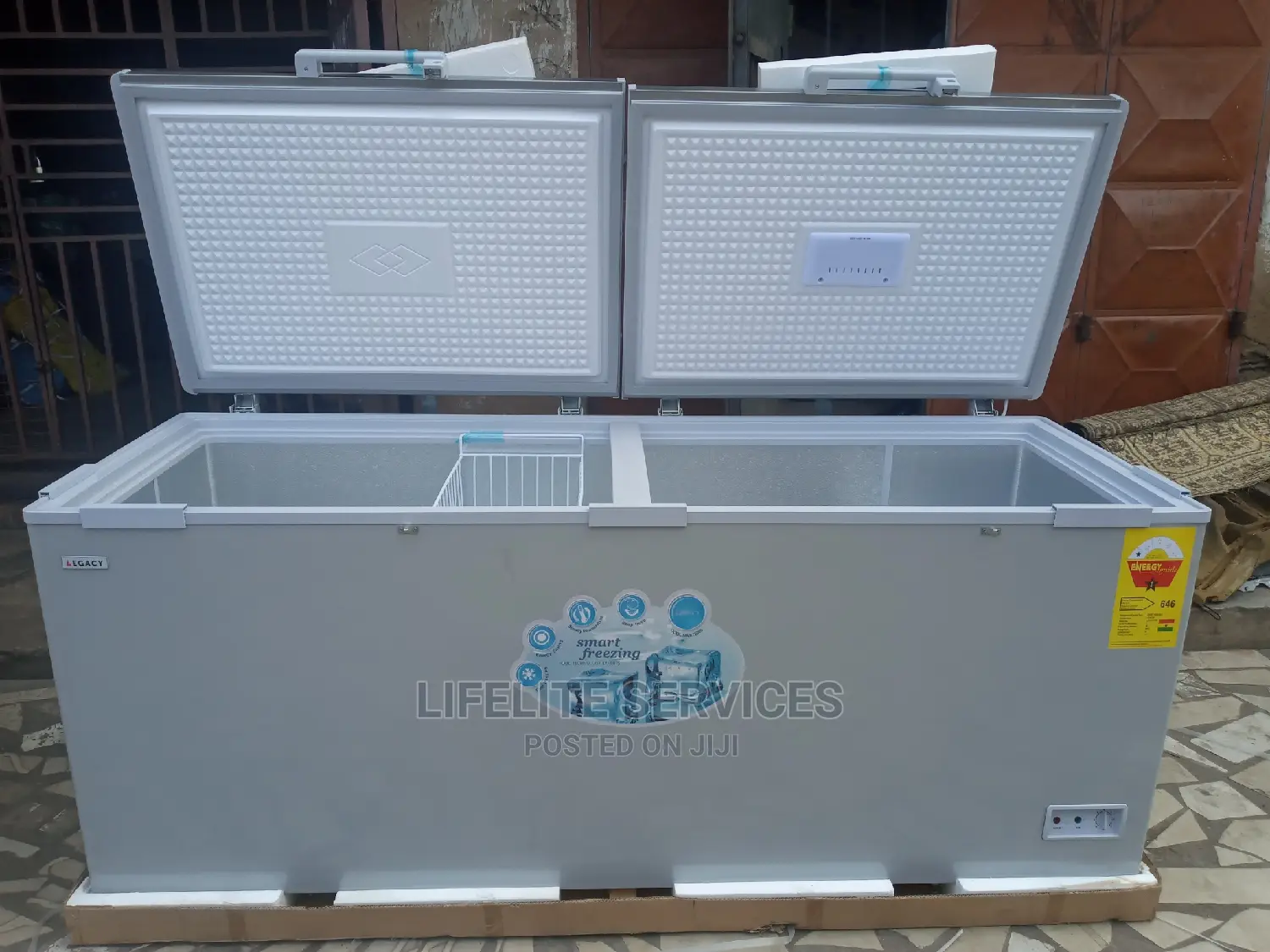 Chest Freezer Double Door Legacy 570ltrs
