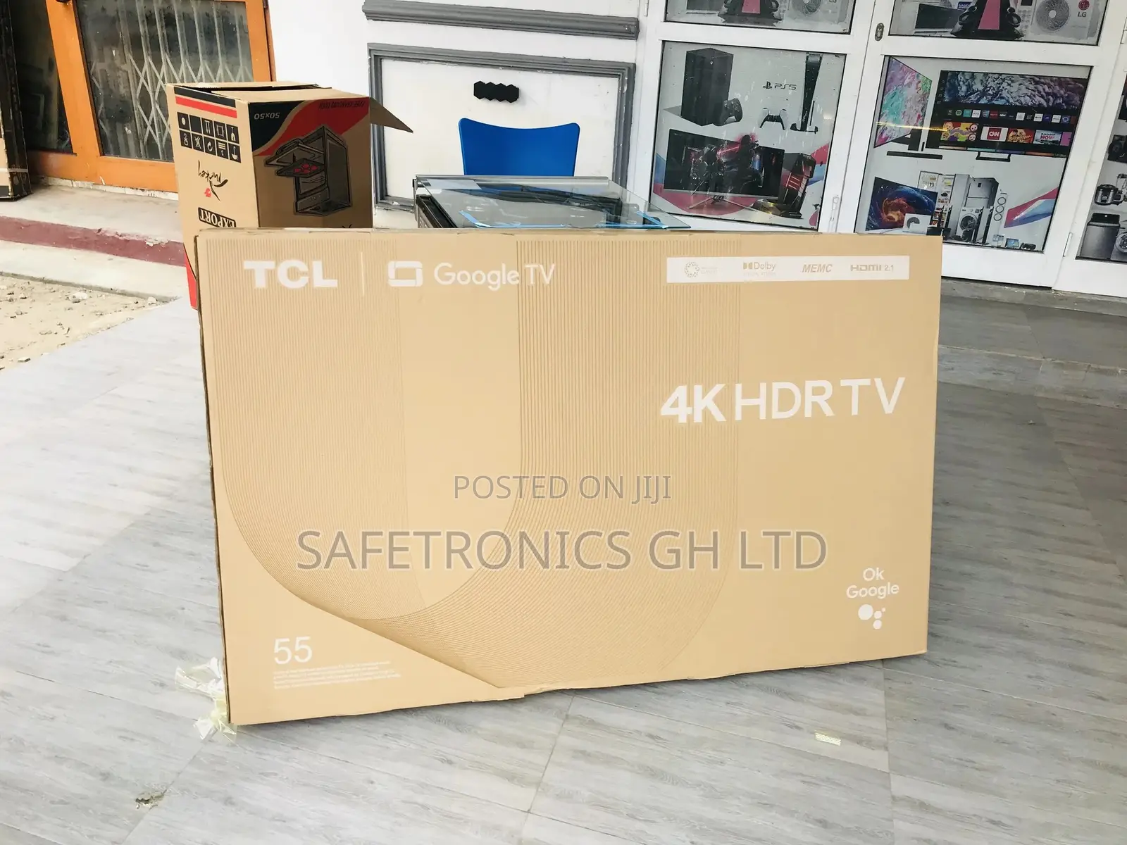 Great Offer on 55 Inches Glossy LED TCL HDR Tv