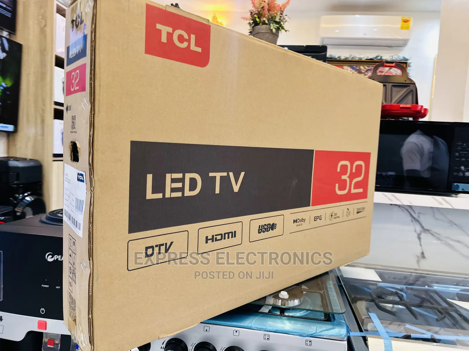 Realistic Shades and Hues Digital Satellite TCL 32”D3200